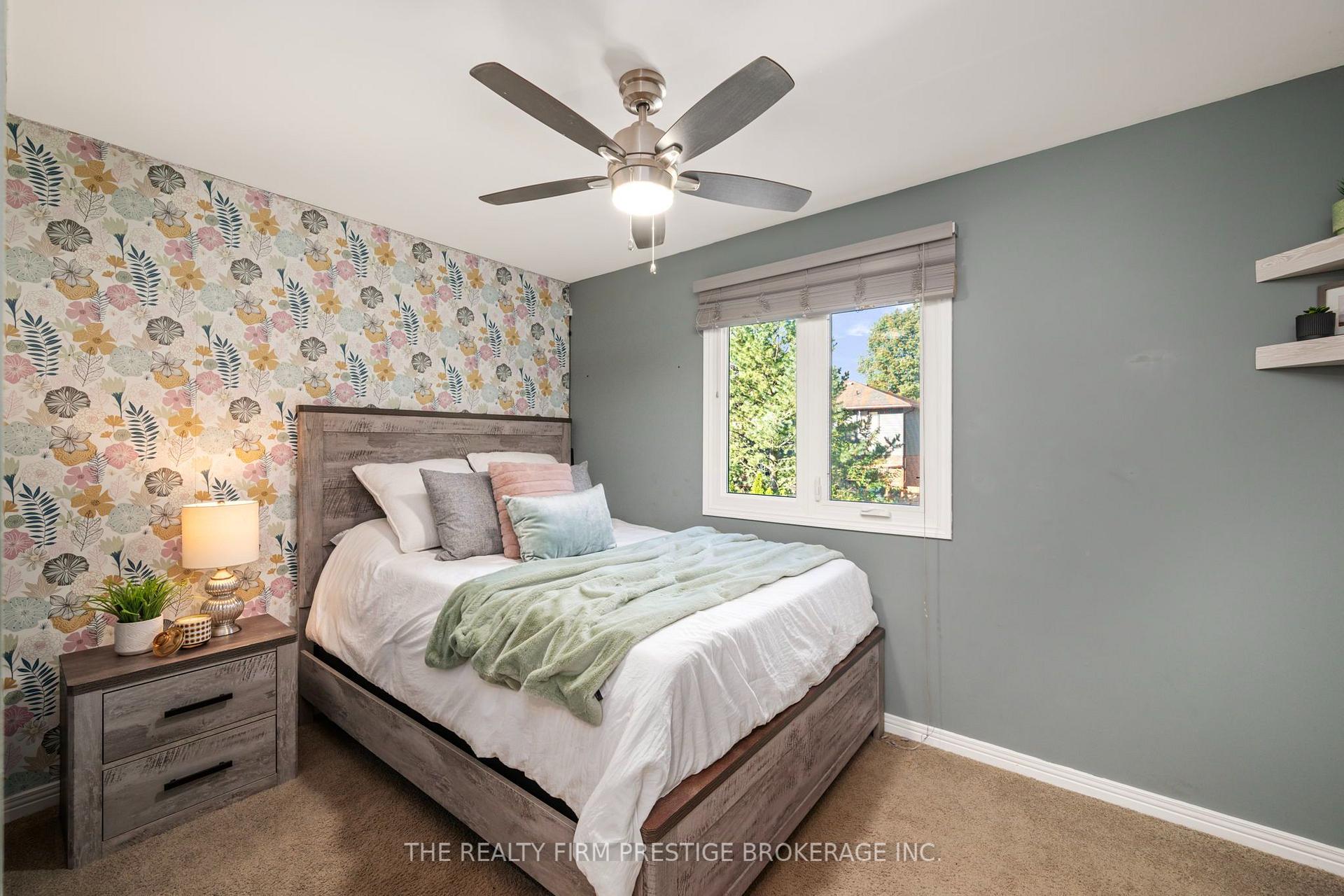 Photo 20 of 49 Whisperwood Crescent, London, South K — HOMEH