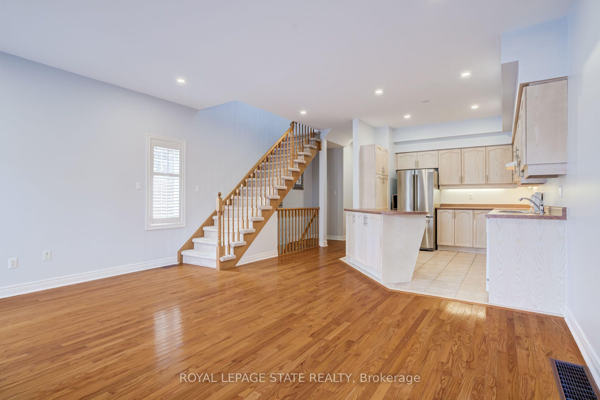 Photo 2 of 173 Margaret Drive, Oakville, Central — HOMEH
