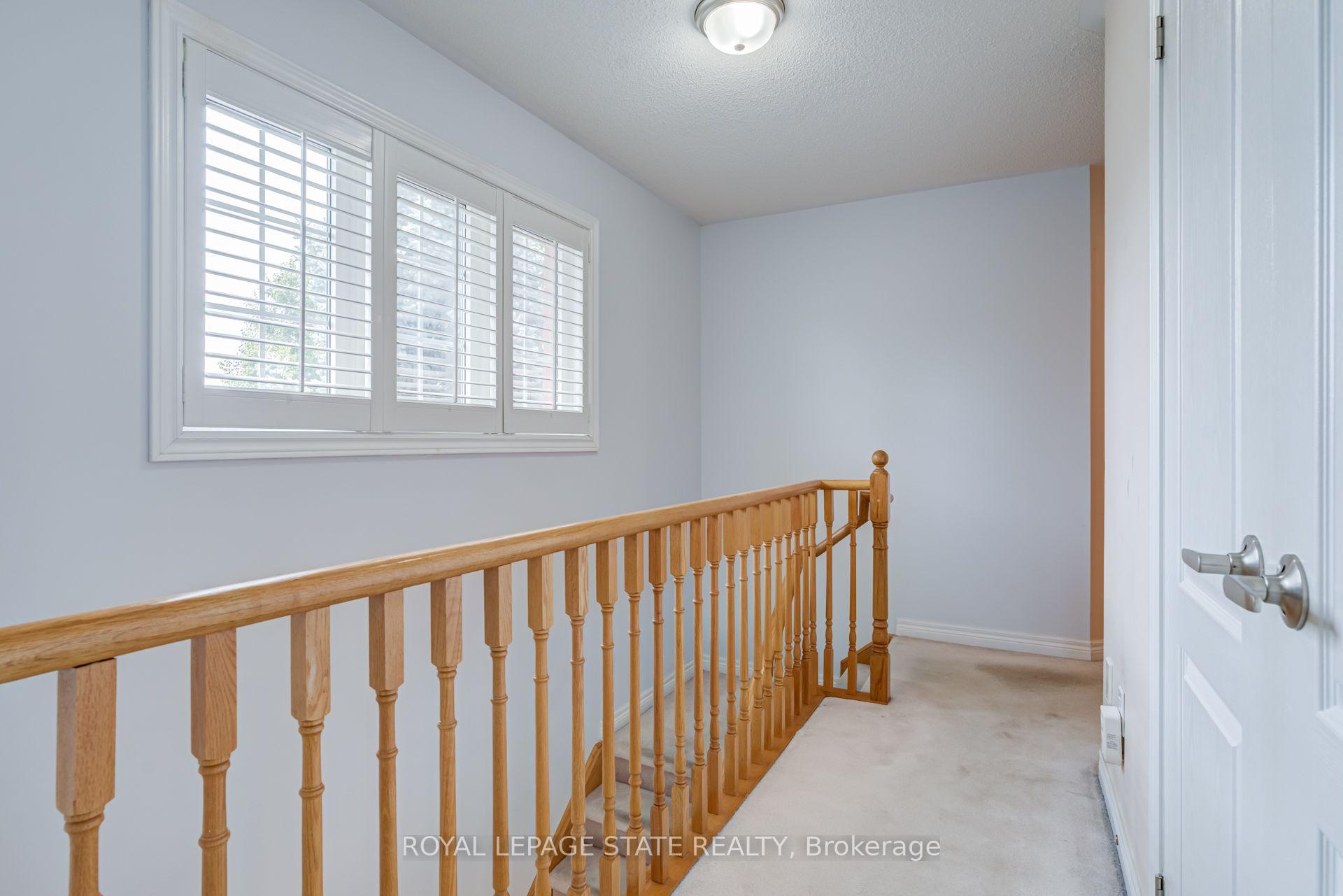 Photo 8 of 173 Margaret Drive, Oakville, Central — HOMEH