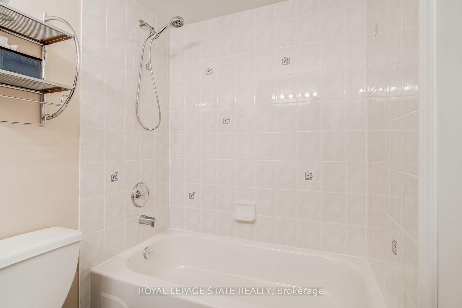 Photo 12 of 173 Margaret Drive, Oakville, Central — HOMEH