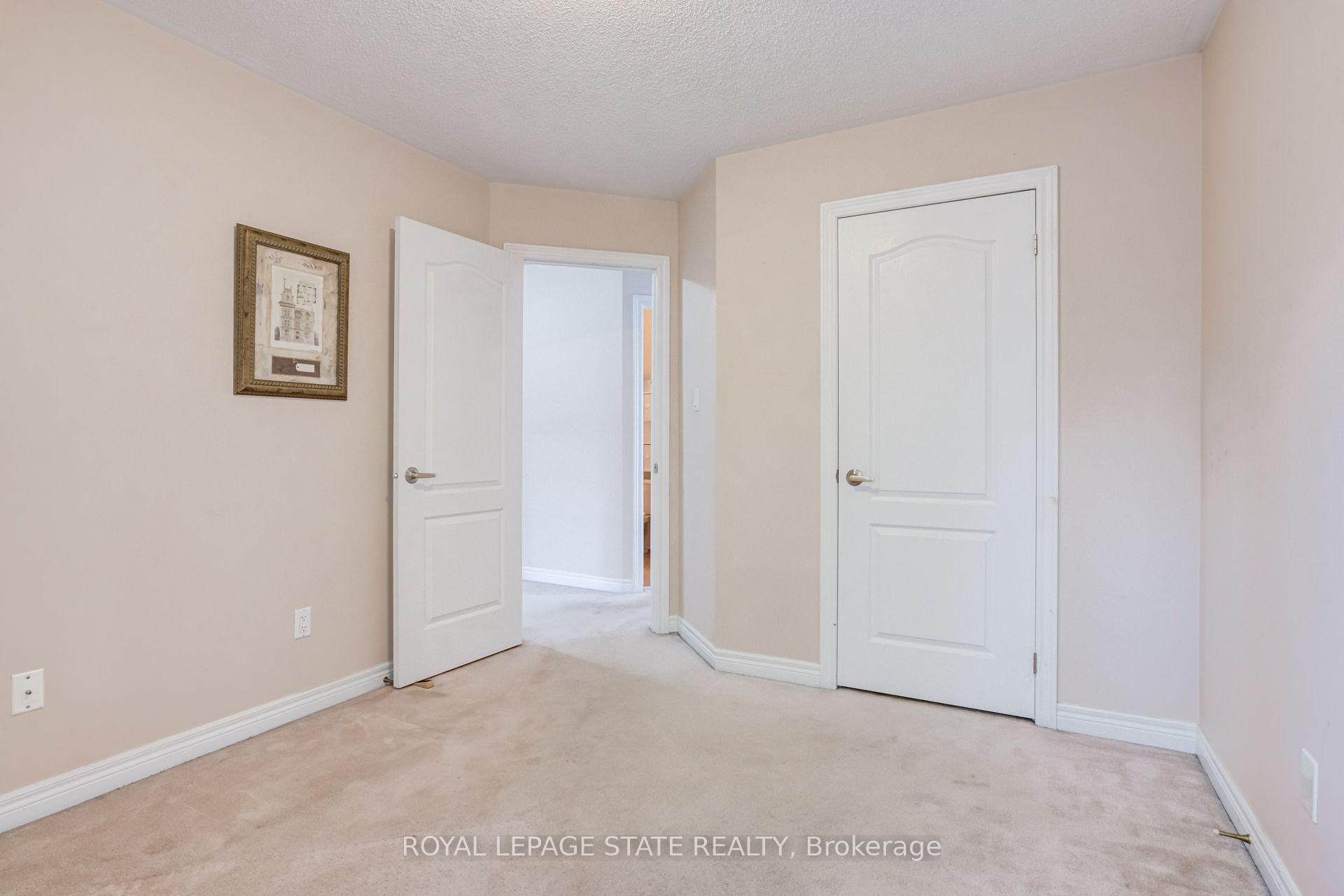Photo 16 of 173 Margaret Drive, Oakville, Central — HOMEH