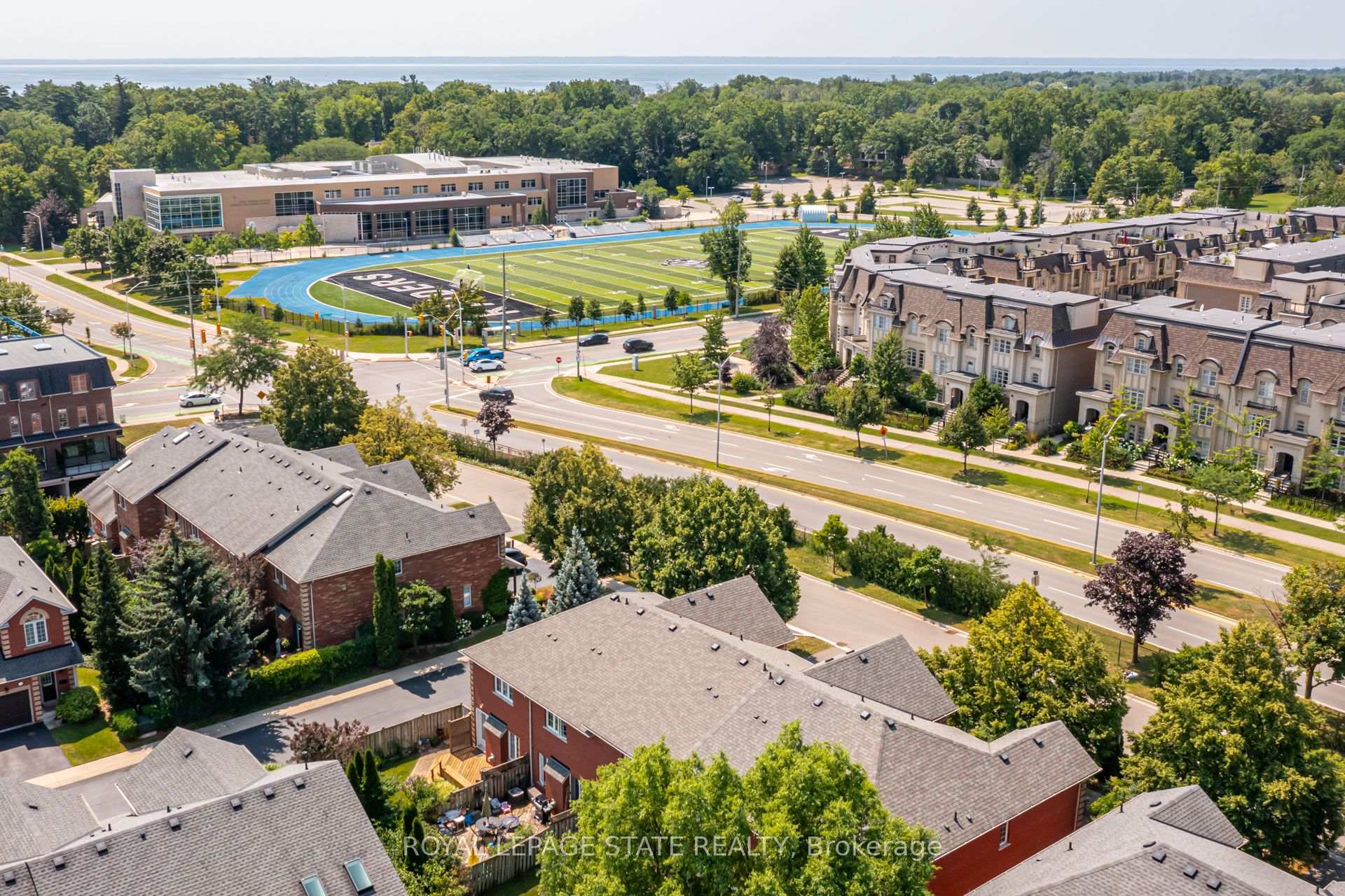 Photo 33 of 173 Margaret Drive, Oakville, Central — HOMEH