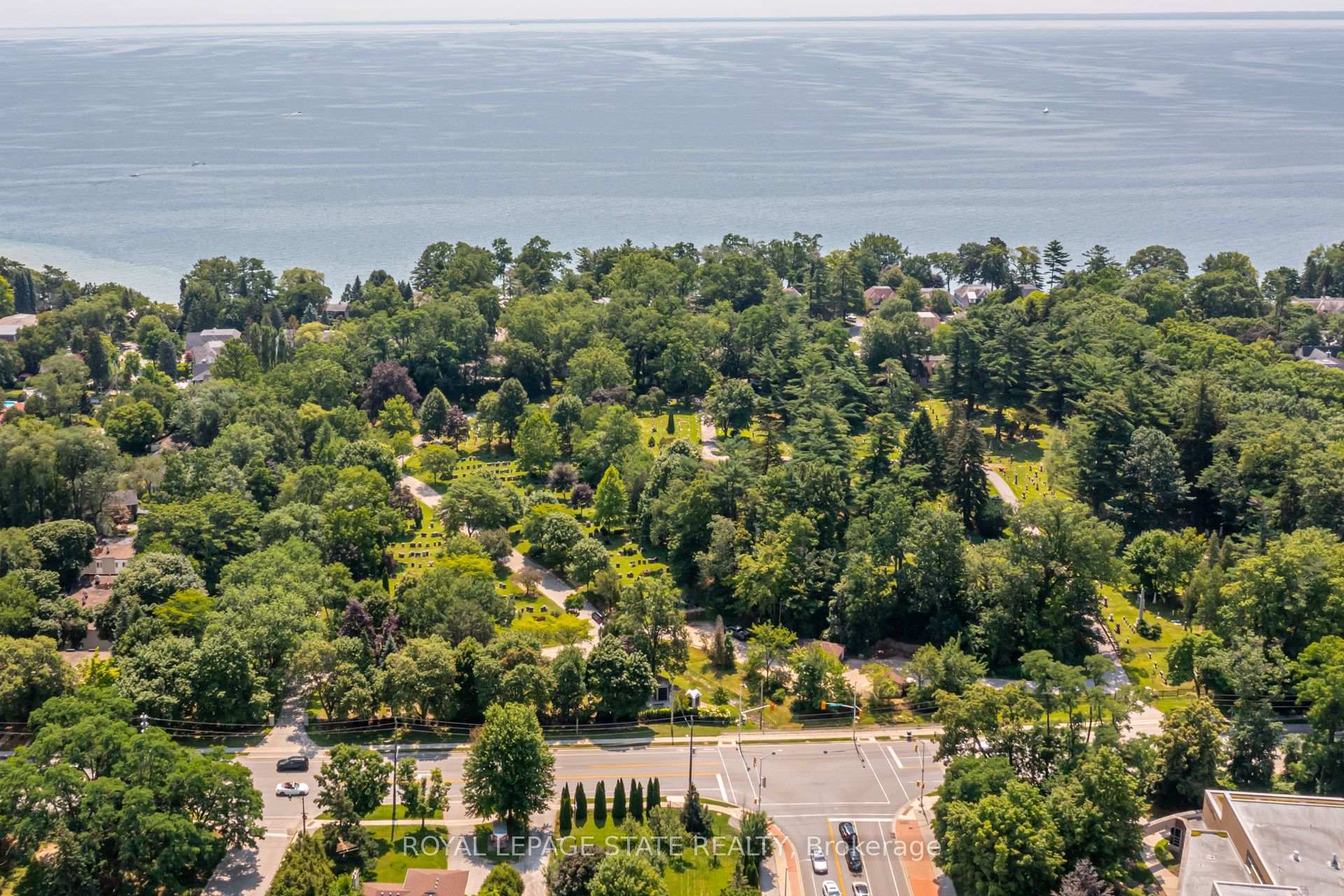 Photo 37 of 173 Margaret Drive, Oakville, Central — HOMEH