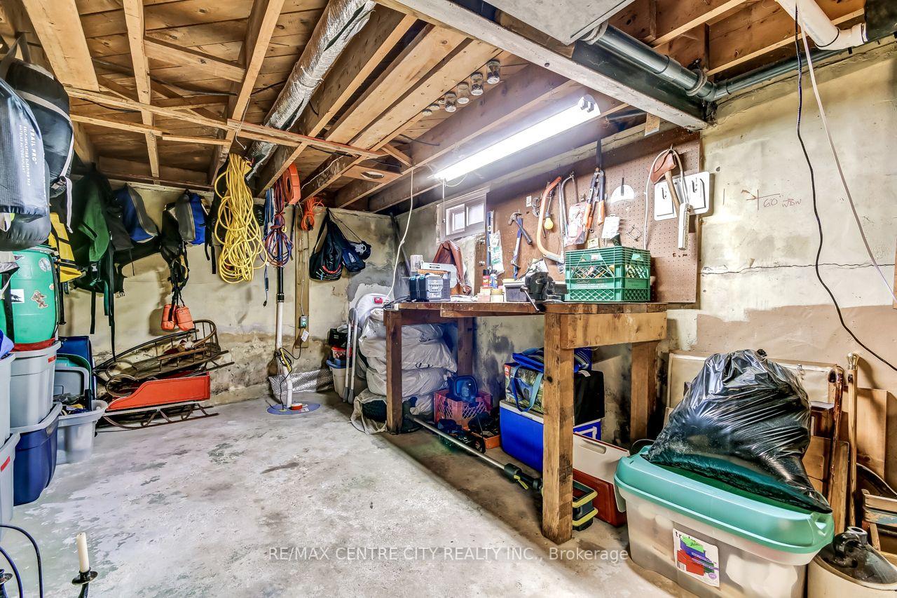 Photo 15 of 19 Rapelje Street, St. Thomas — HOMEH