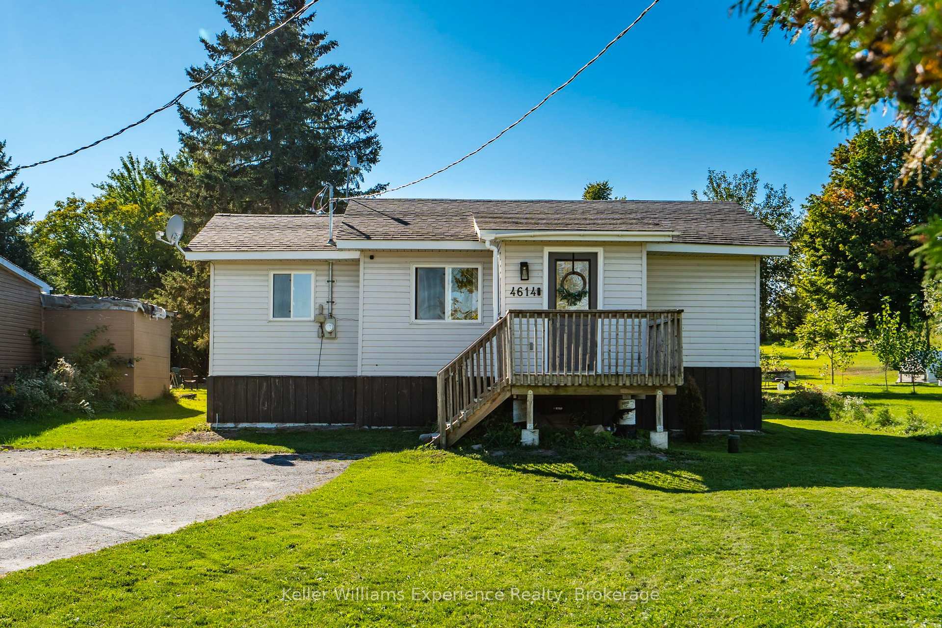 Photo of 4614 25 Side Road