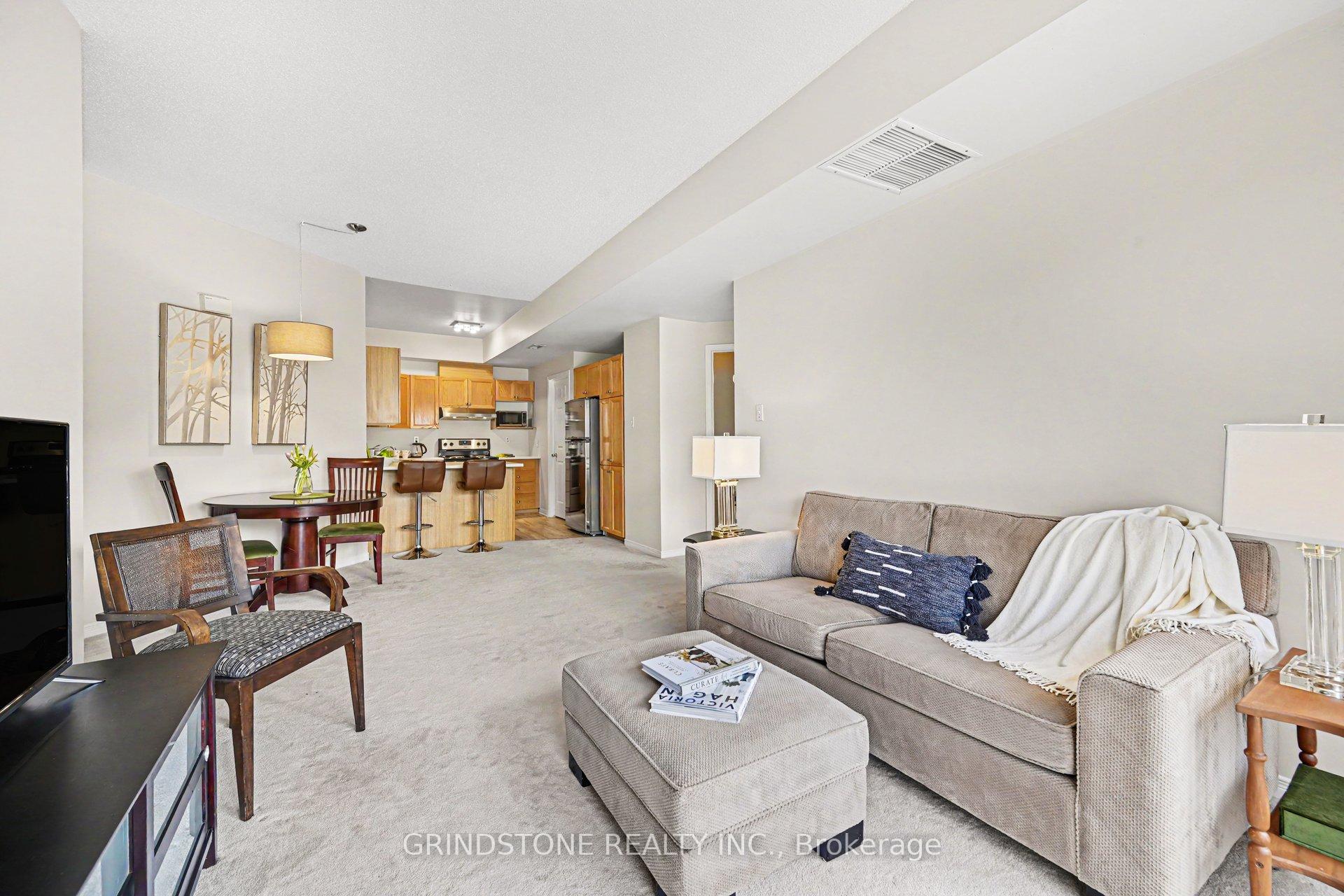Photo 7 of 100 Robson Court, Ottawa, Kanata - Kanata Lakes/Heritage Hills — HOMEH