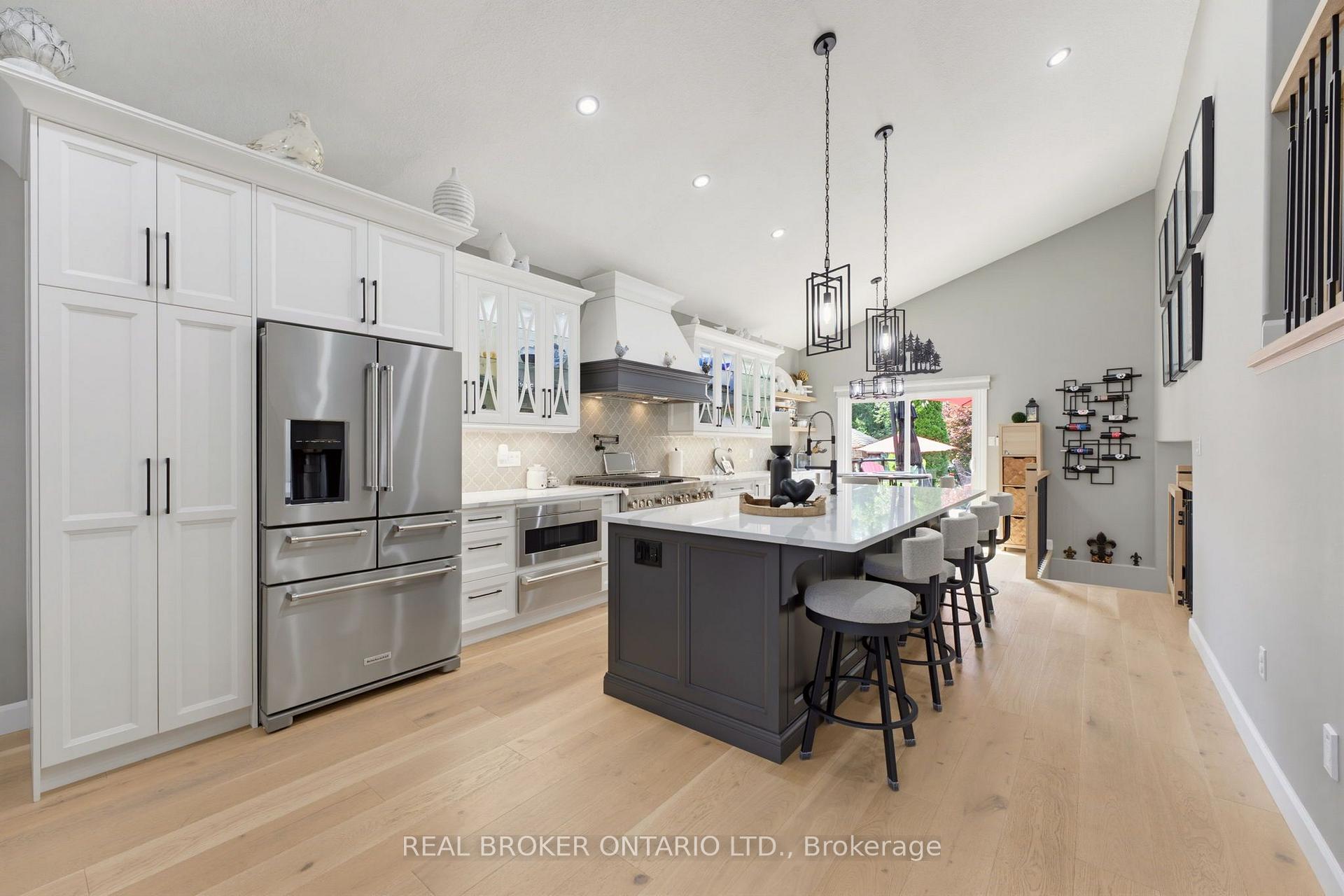 Photo 7 of 64 Carmichael Crescent, Brantford, Mayfair — HOMEH