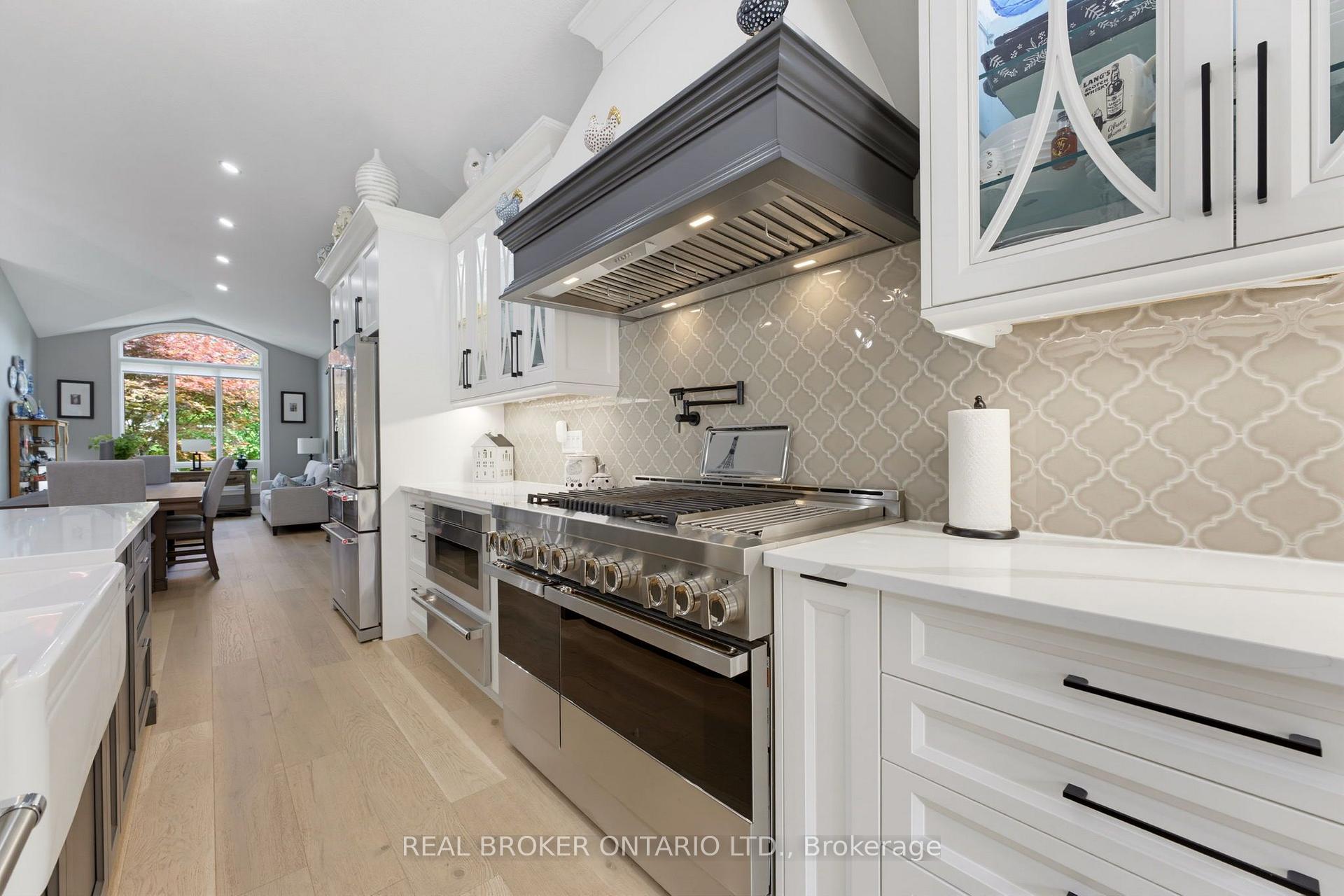 Photo 11 of 64 Carmichael Crescent, Brantford, Mayfair — HOMEH