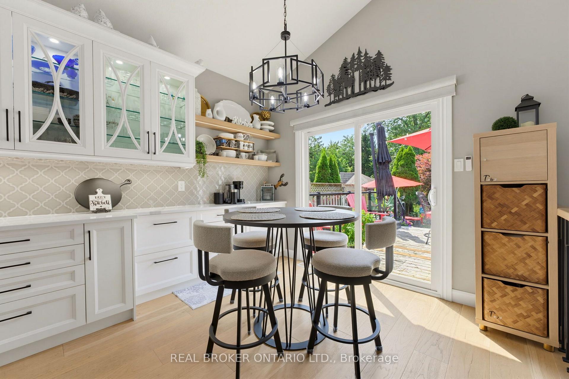 Photo 12 of 64 Carmichael Crescent, Brantford, Mayfair — HOMEH