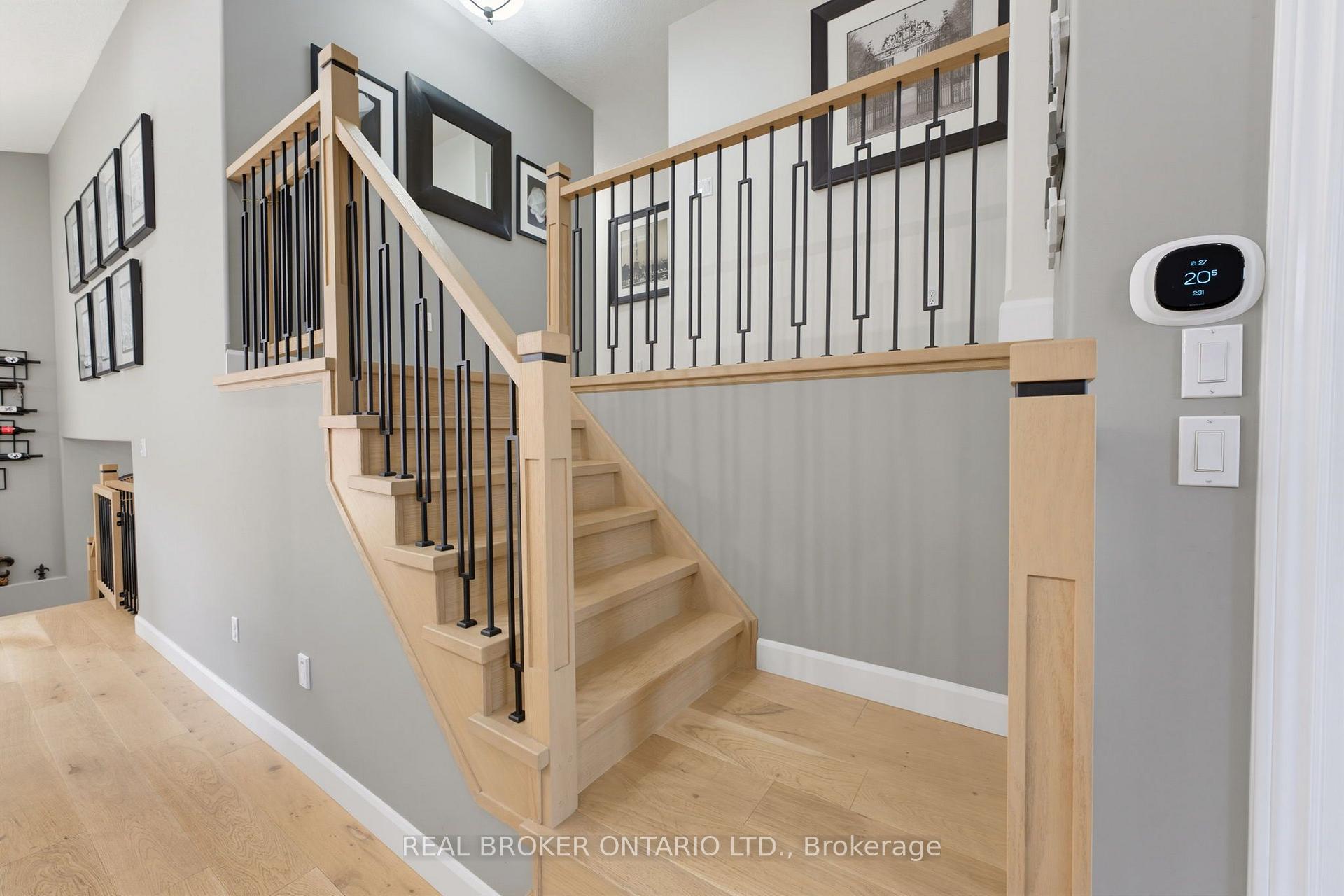 Photo 18 of 64 Carmichael Crescent, Brantford, Mayfair — HOMEH
