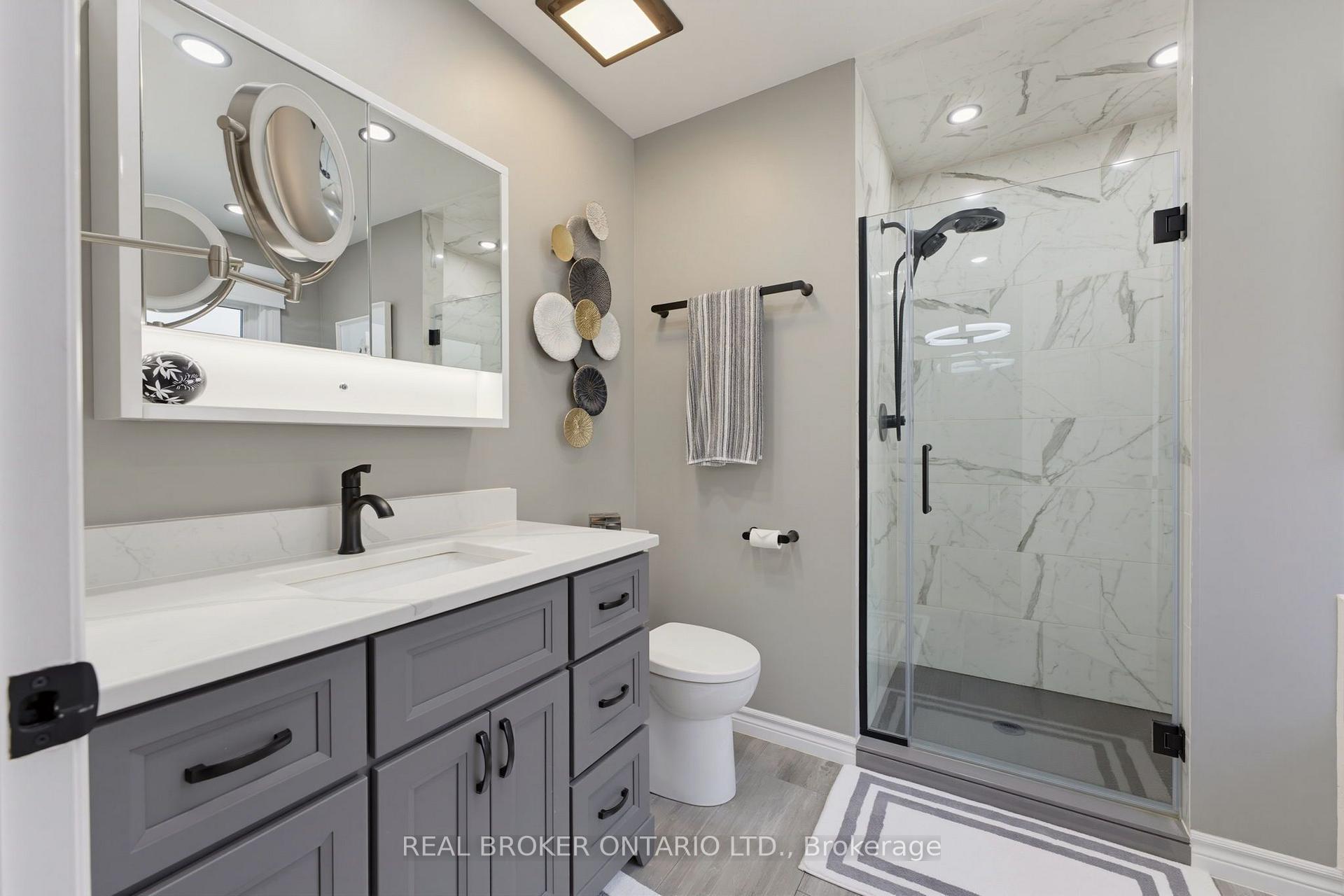 Photo 21 of 64 Carmichael Crescent, Brantford, Mayfair — HOMEH