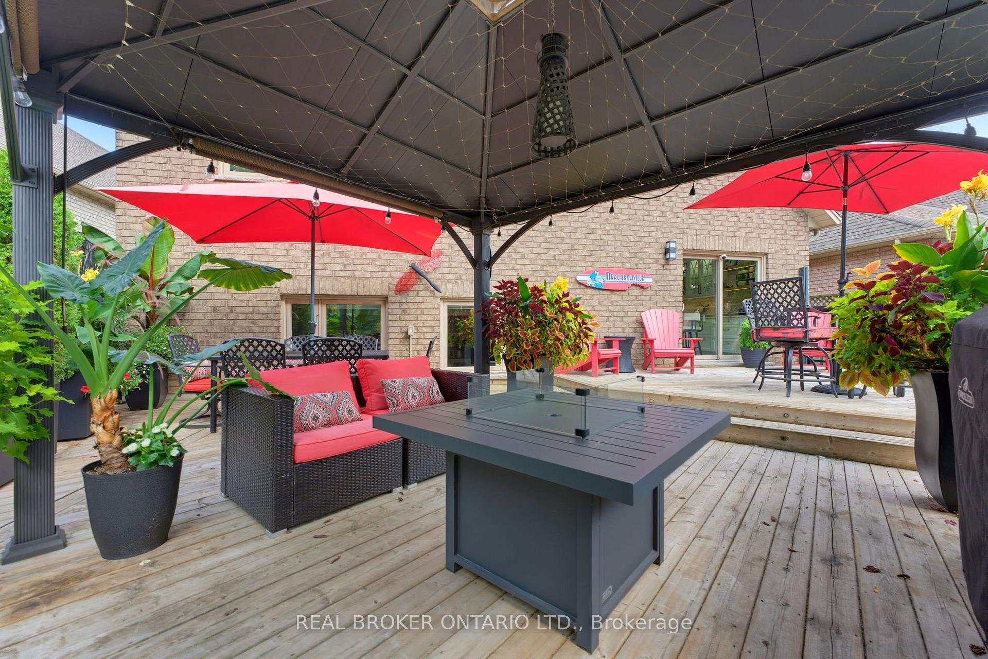 Photo 31 of 64 Carmichael Crescent, Brantford, Mayfair — HOMEH
