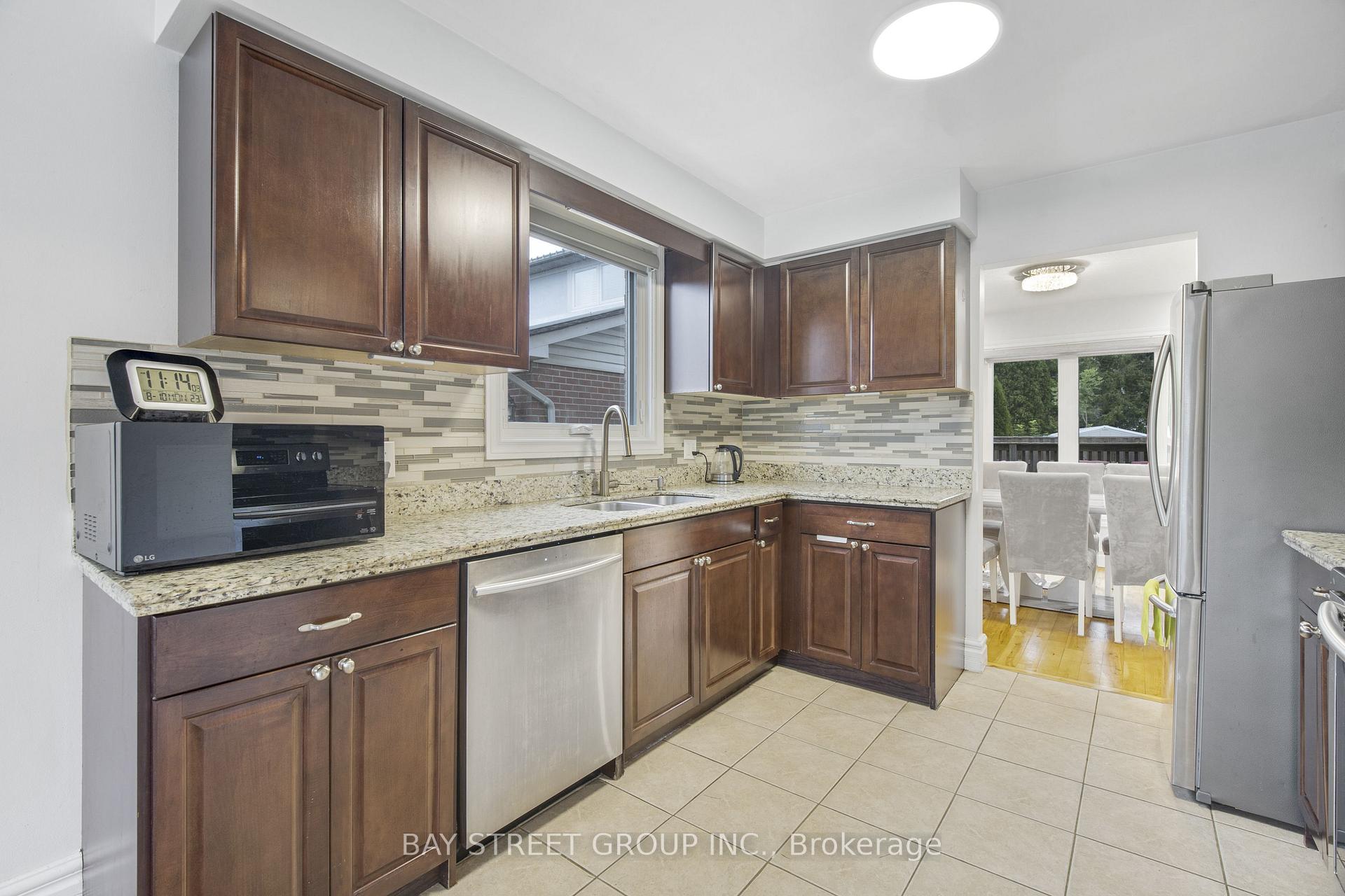 Photo 9 of 11 Coleman Court, Thorold, Confederation Heights — HOMEH