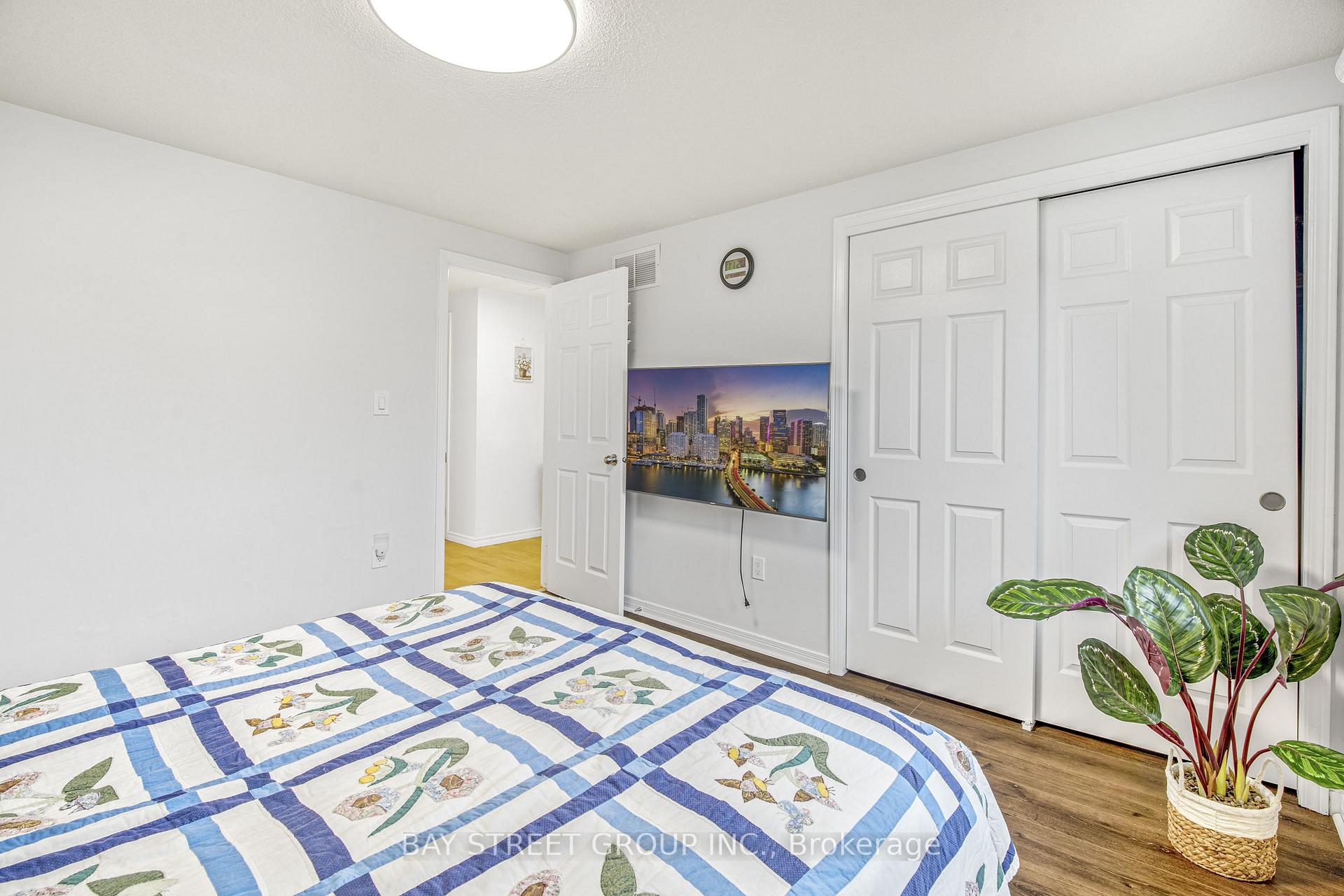Photo 18 of 11 Coleman Court, Thorold, Confederation Heights — HOMEH