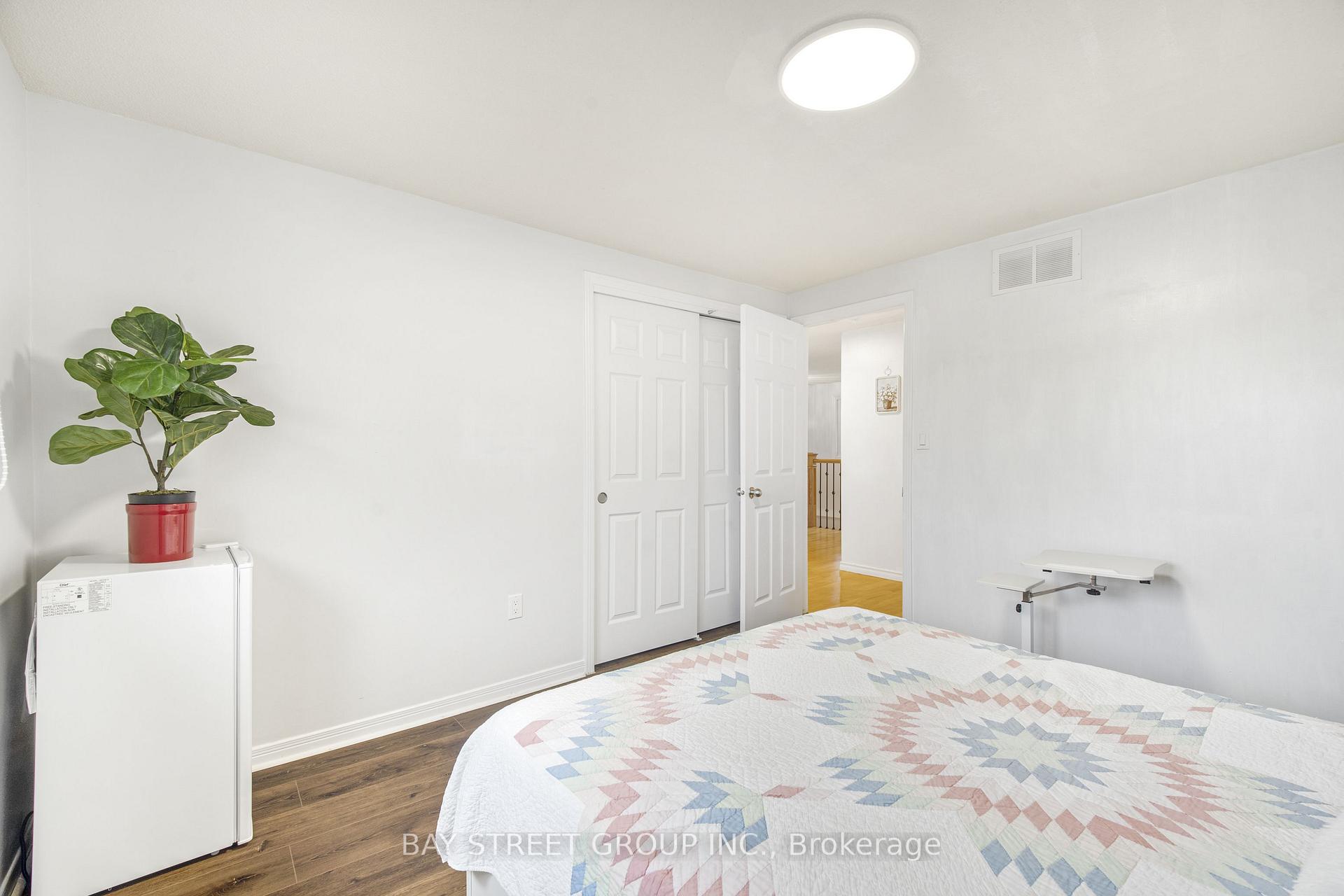 Photo 20 of 11 Coleman Court, Thorold, Confederation Heights — HOMEH