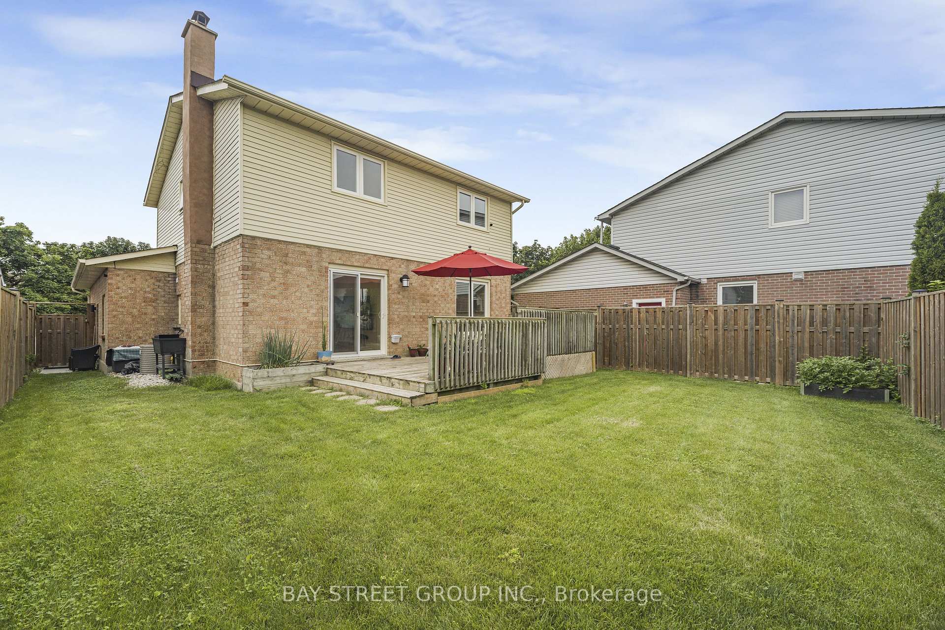 Photo 30 of 11 Coleman Court, Thorold, Confederation Heights — HOMEH