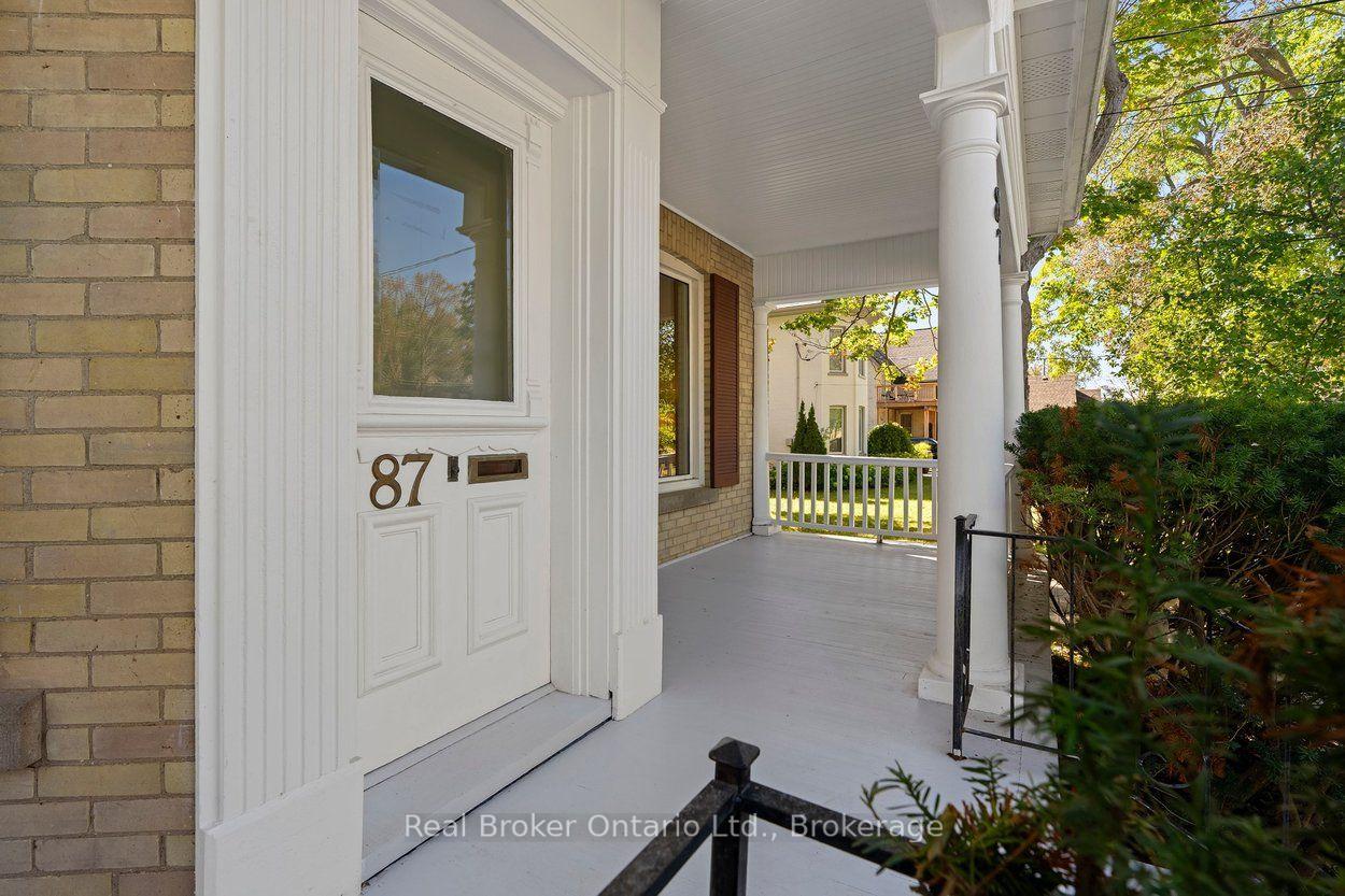 Photo 5 of 87 Bond Street W, Kawartha Lakes, Lindsay — HOMEH