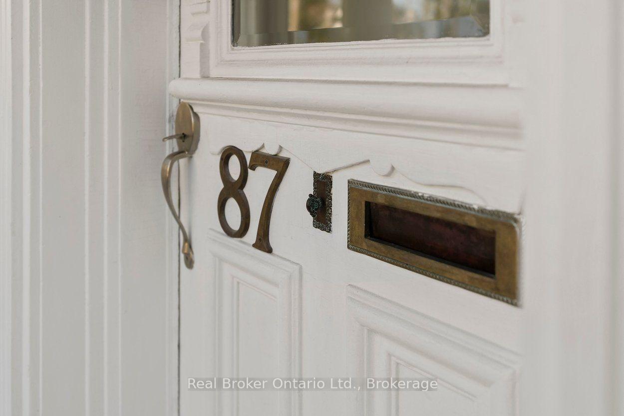 Photo 6 of 87 Bond Street W, Kawartha Lakes, Lindsay — HOMEH