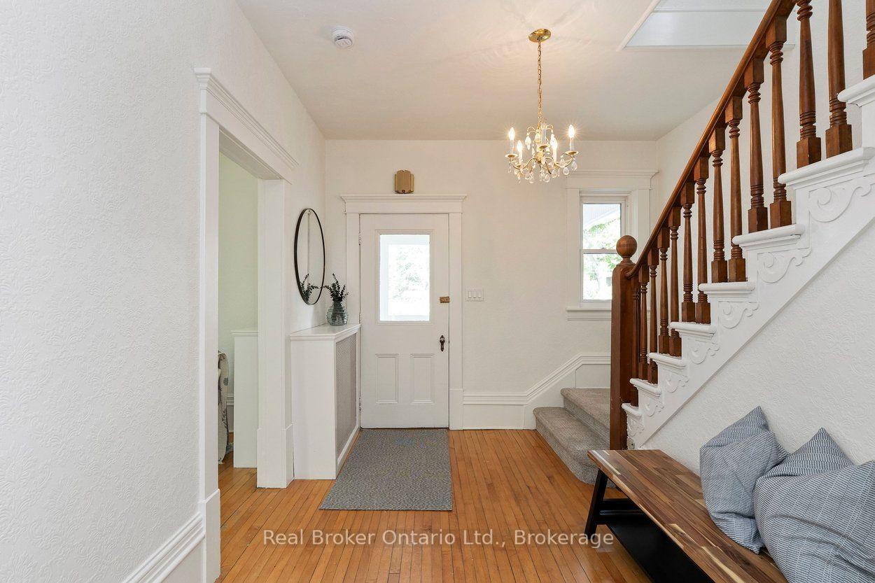 Photo 7 of 87 Bond Street W, Kawartha Lakes, Lindsay — HOMEH