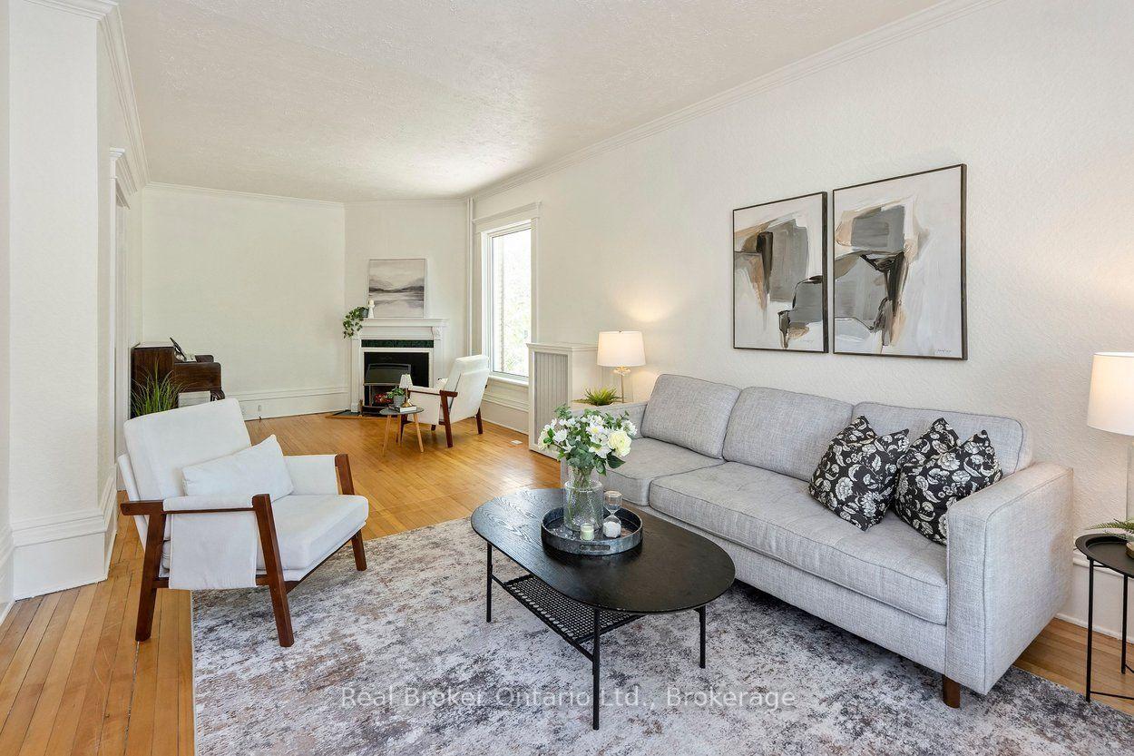 Photo 13 of 87 Bond Street W, Kawartha Lakes, Lindsay — HOMEH