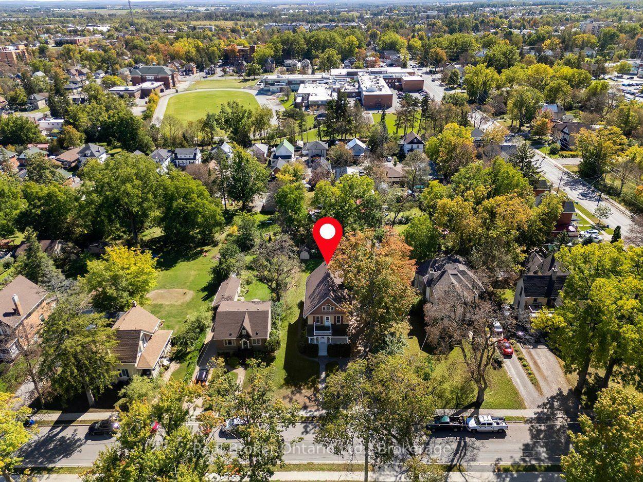 Photo 49 of 87 Bond Street W, Kawartha Lakes, Lindsay — HOMEH