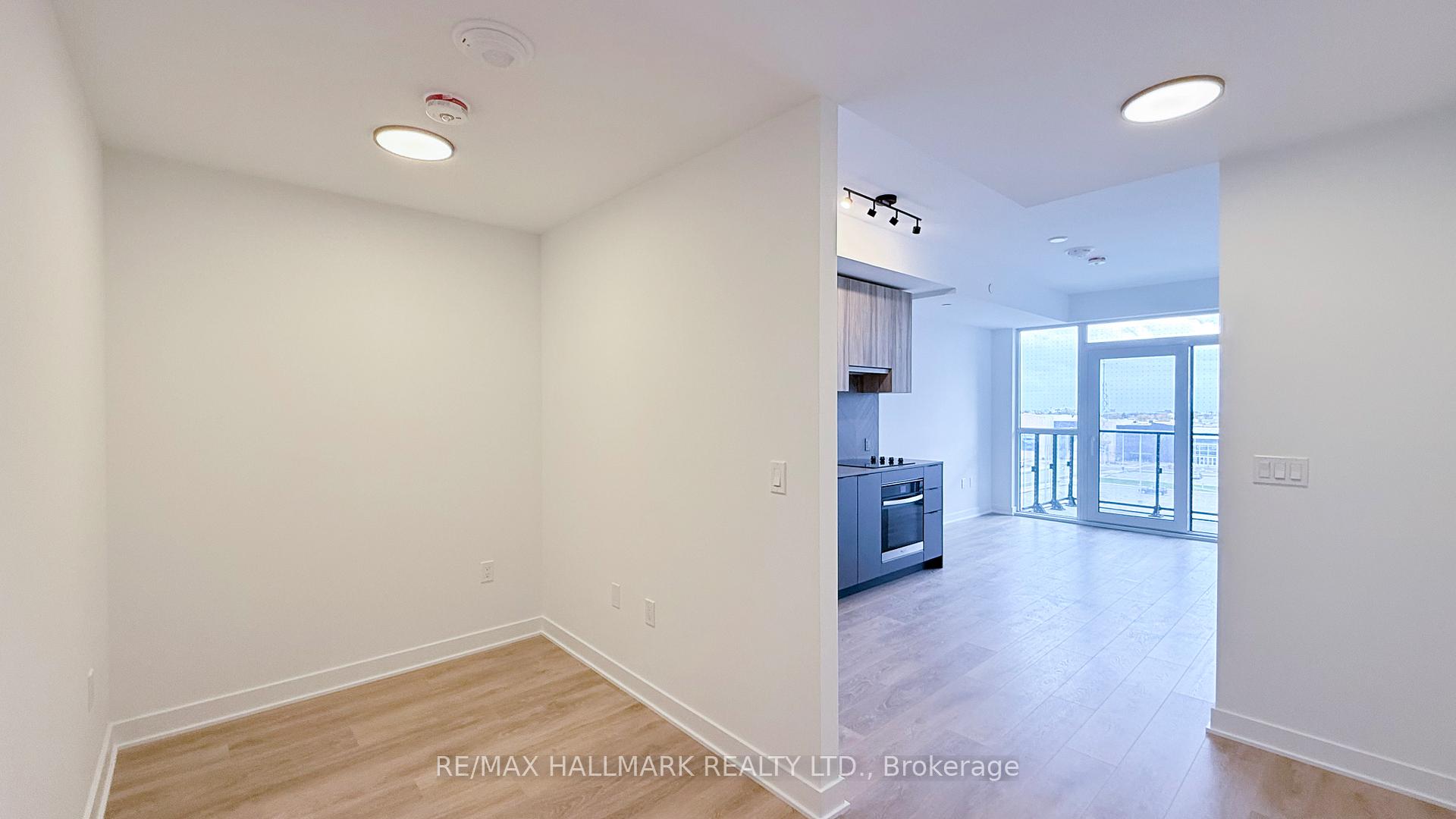 Photo 4 of Unit 408, 1037 The Queensway, Etobicoke, Islington-City Centre West — HOMEH