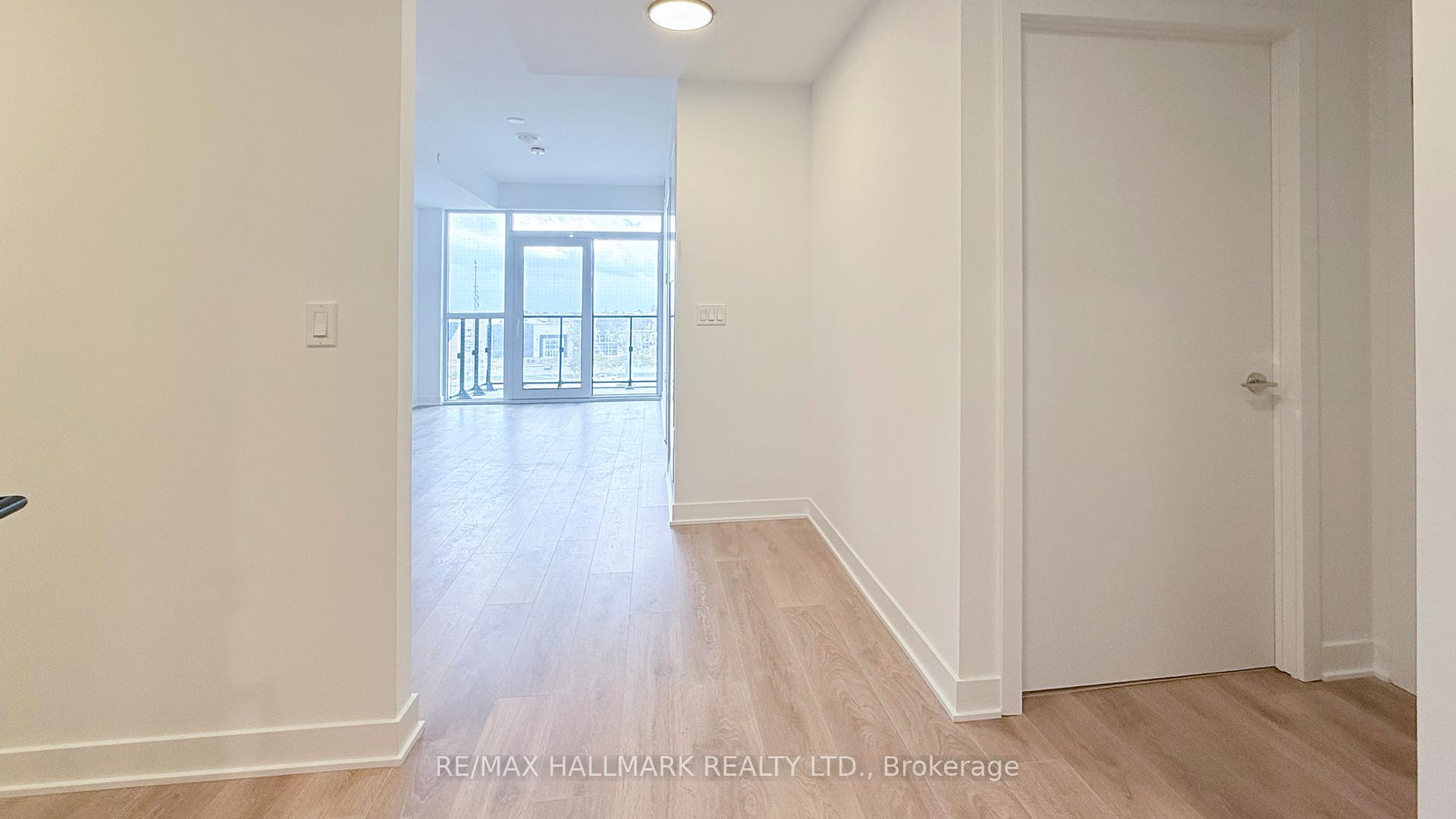 Photo 6 of Unit 408, 1037 The Queensway, Etobicoke, Islington-City Centre West — HOMEH