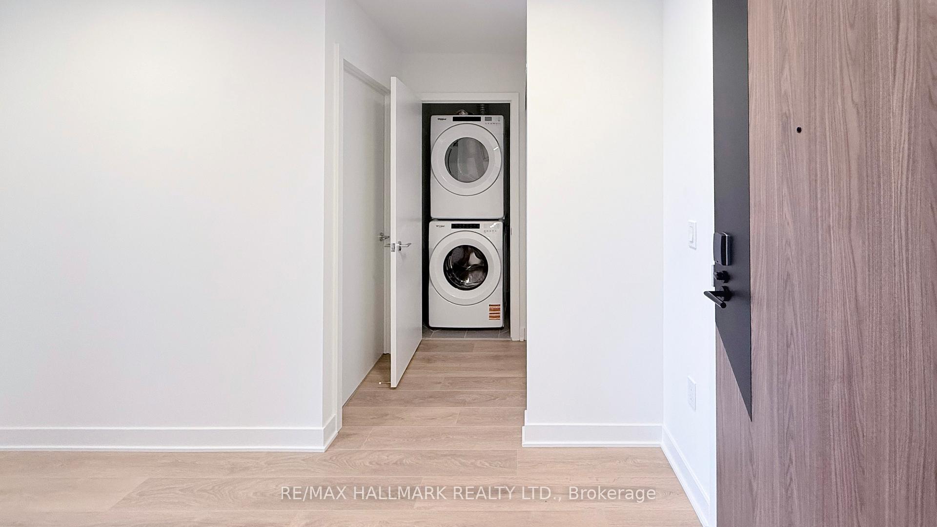 Photo 13 of Unit 408, 1037 The Queensway, Etobicoke, Islington-City Centre West — HOMEH