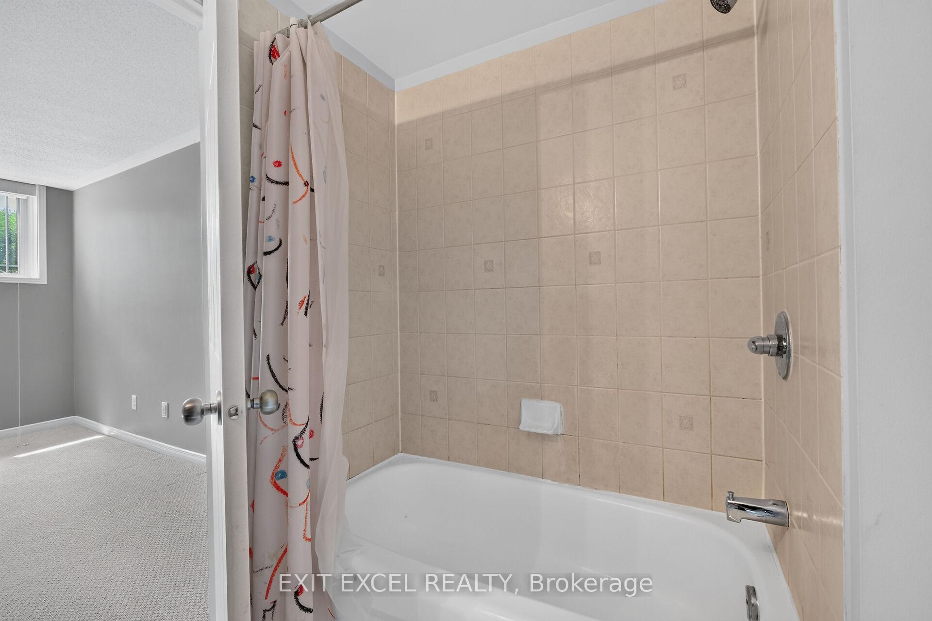 Photo 26 of Unit 1, 532 Lakeridge Drive, Ottawa, Avalon East — HOMEH