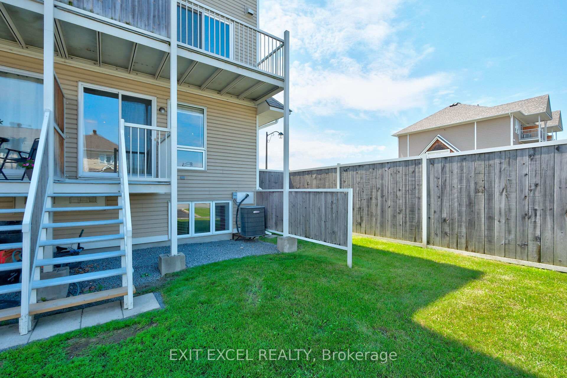 Photo 32 of Unit 1, 532 Lakeridge Drive, Ottawa, Avalon East — HOMEH