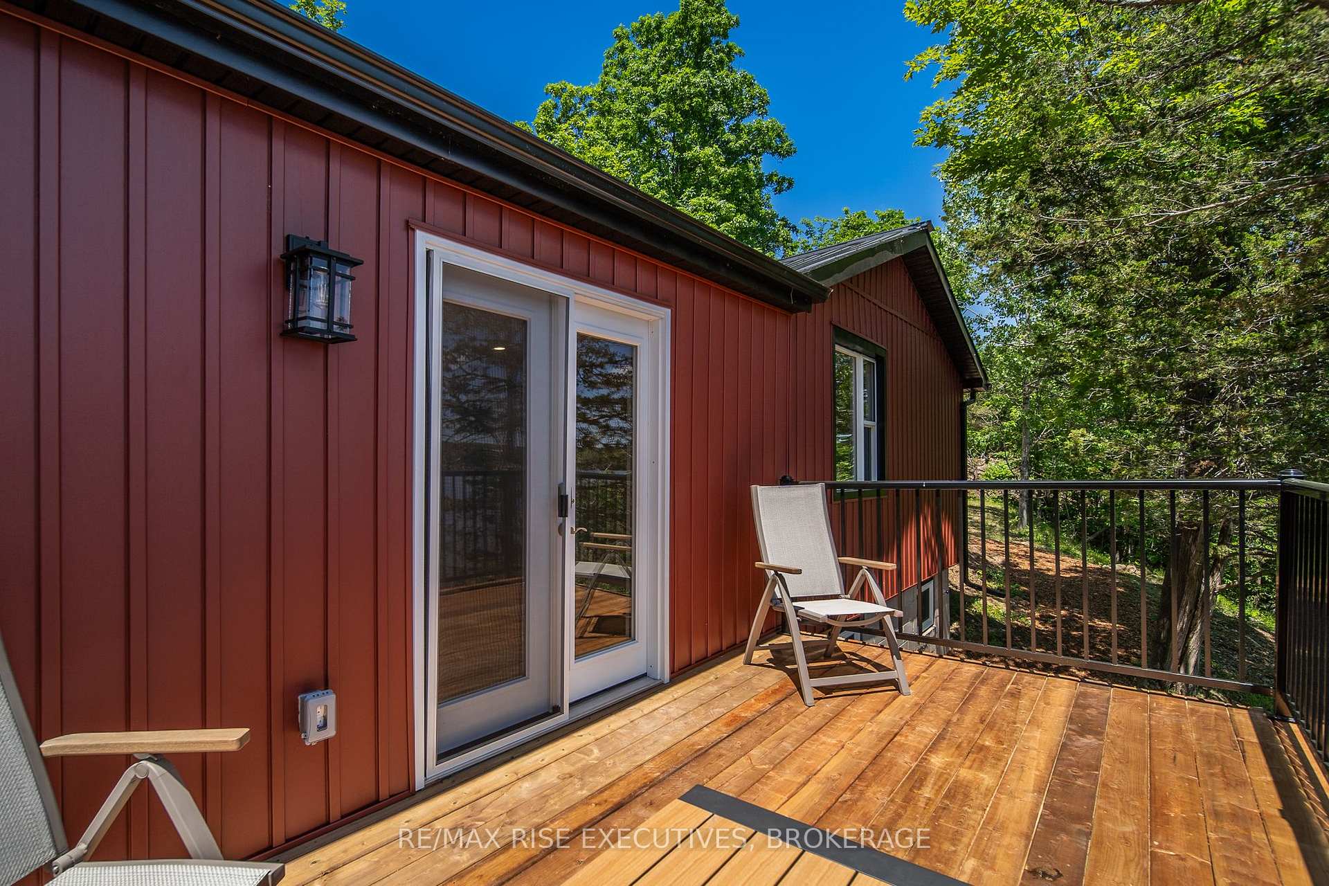 Photo 17 of 1040 Buckhorn Lane, Frontenac, Frontenac South — HOMEH