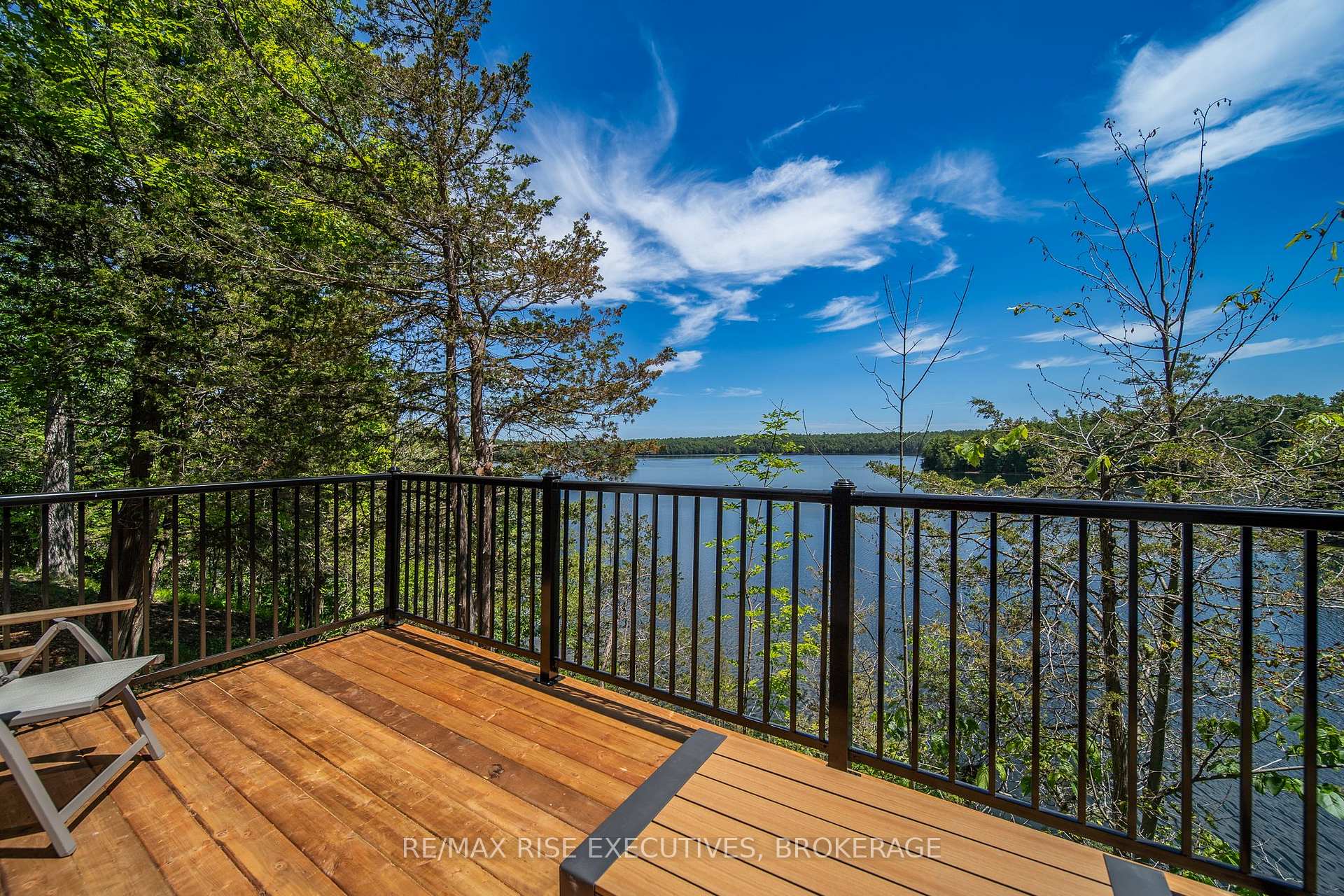 Photo 18 of 1040 Buckhorn Lane, Frontenac, Frontenac South — HOMEH