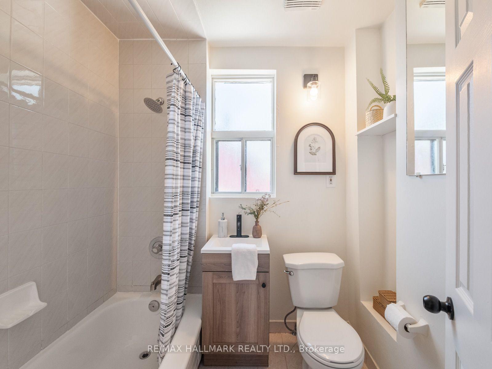 Photo 30 of 146 Jones Avenue, Toronto, South Riverdale — HOMEH