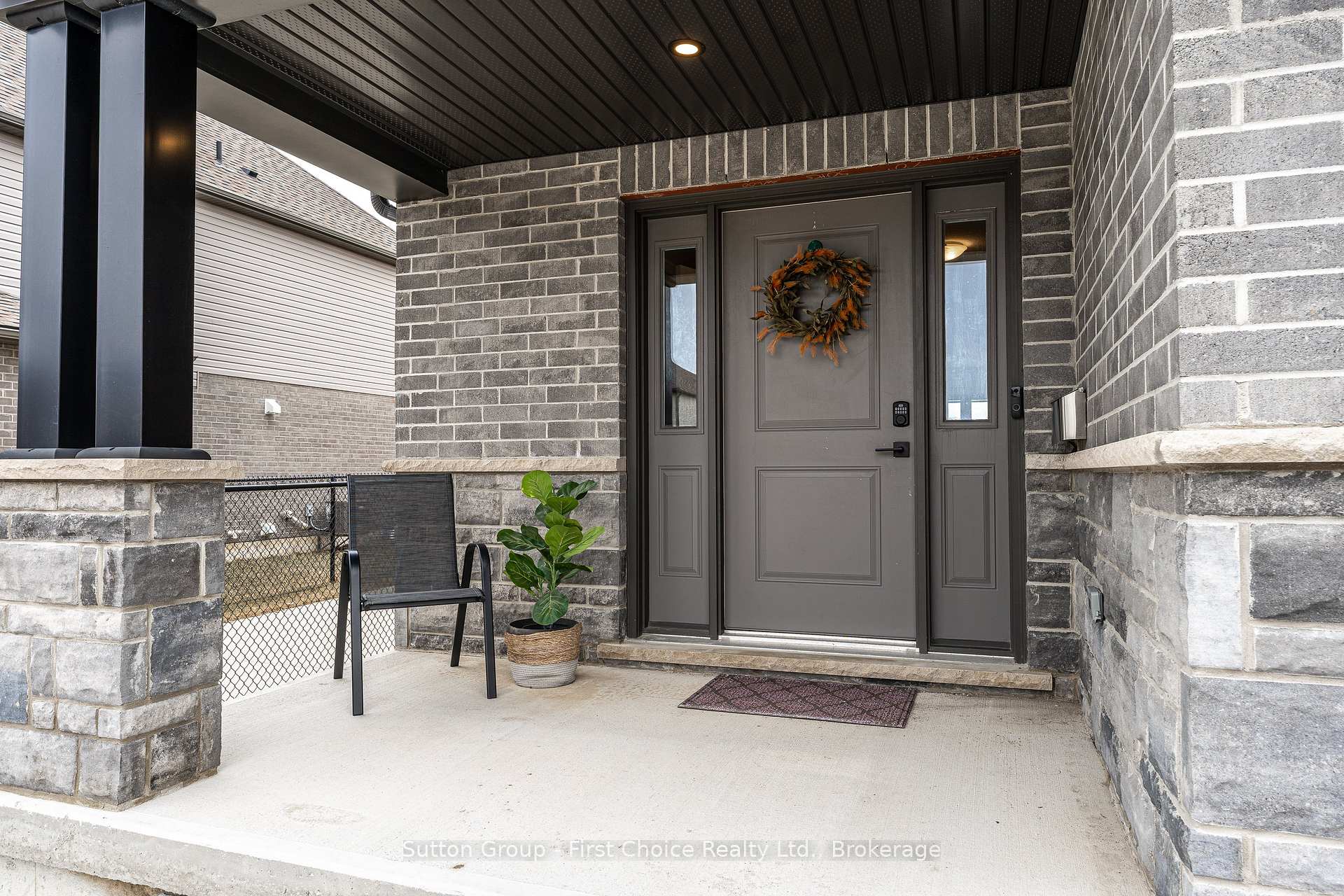 Photo 7 of 236 Bradshaw Drive, Stratford — HOMEH