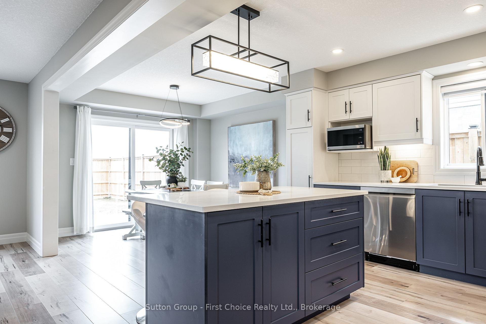 Photo 12 of 236 Bradshaw Drive, Stratford — HOMEH