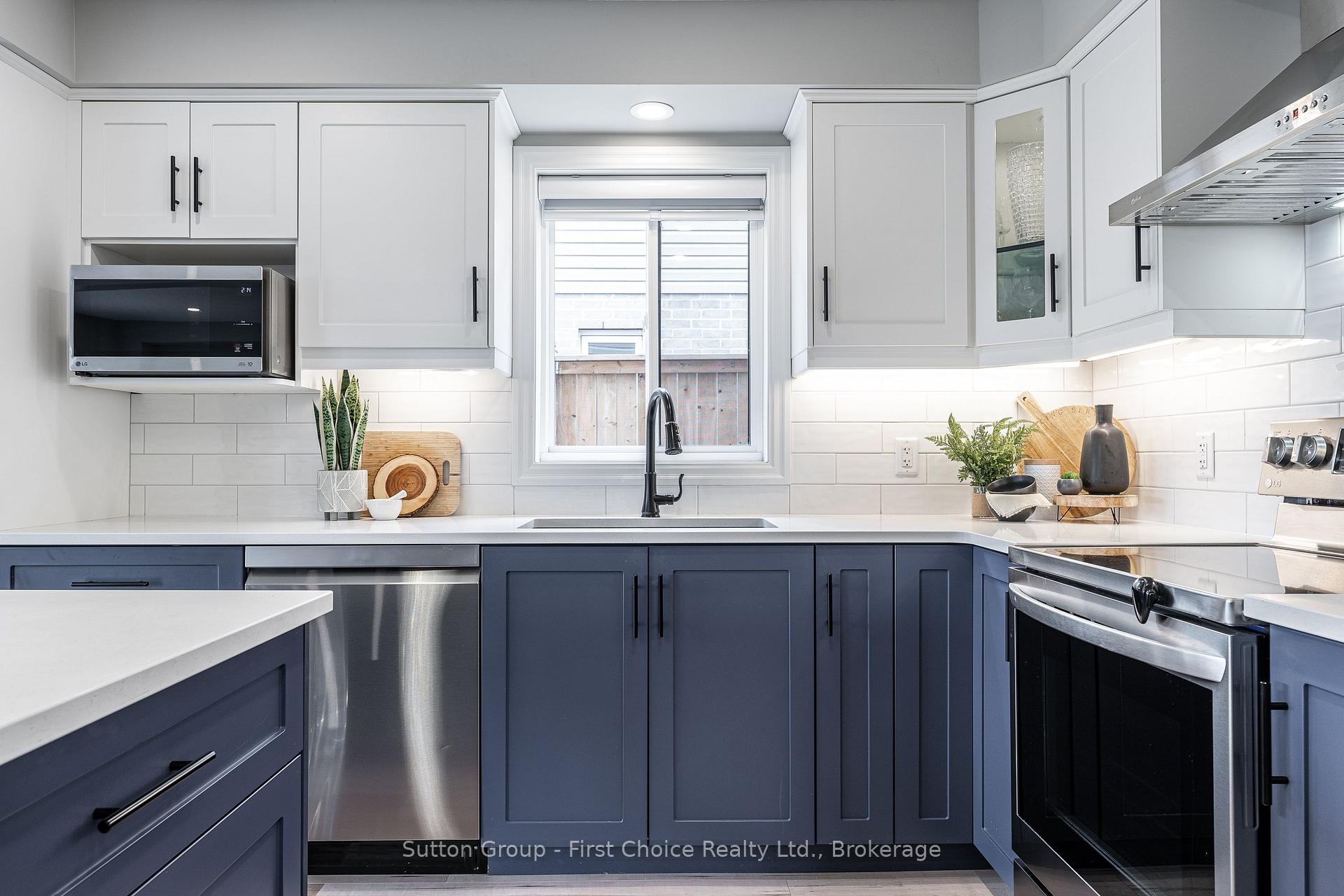 Photo 13 of 236 Bradshaw Drive, Stratford — HOMEH
