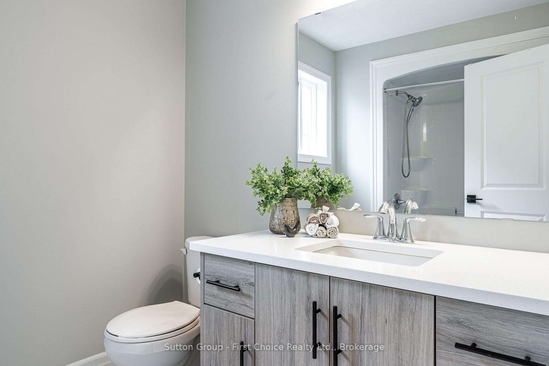 Photo 27 of 236 Bradshaw Drive, Stratford — HOMEH