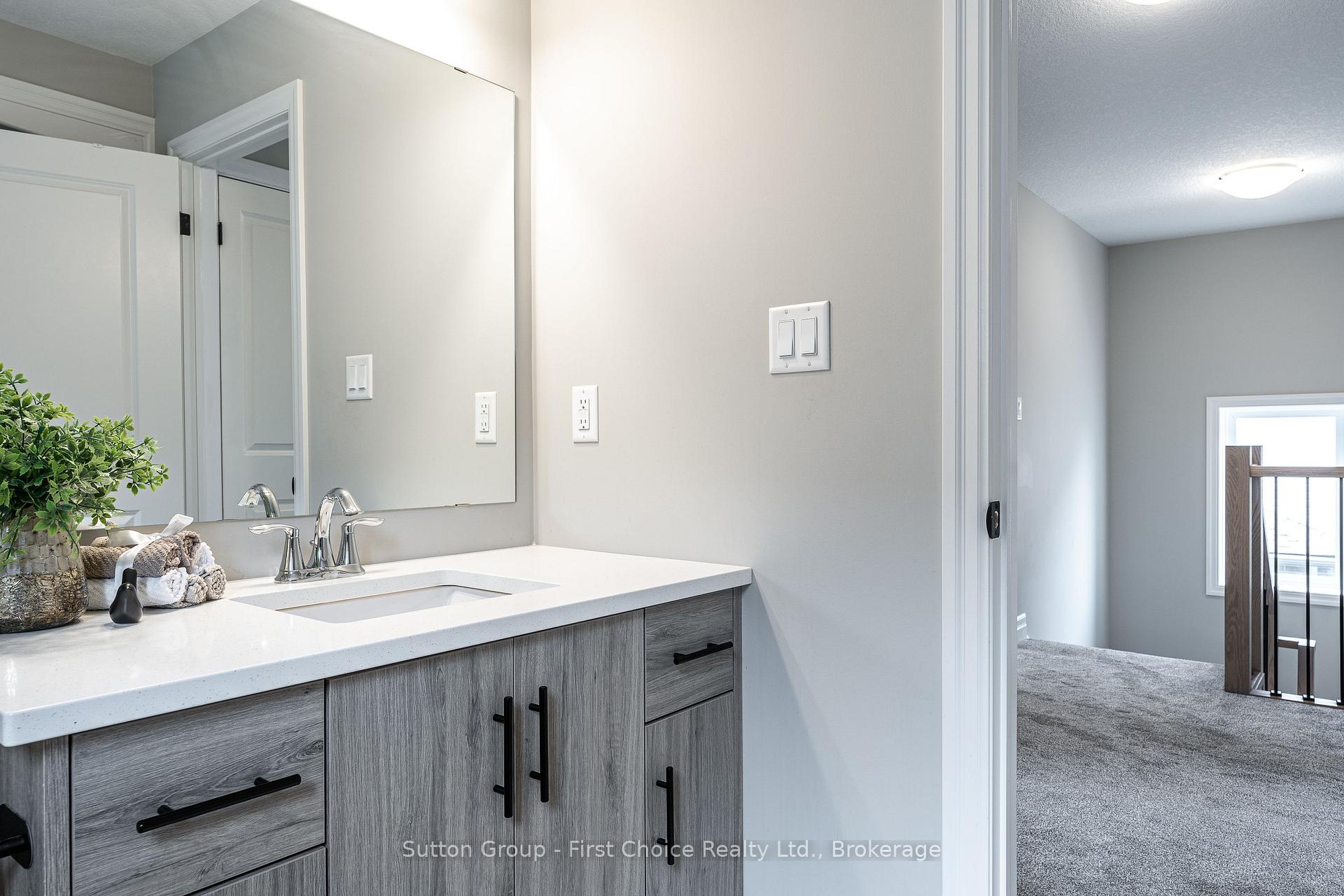 Photo 28 of 236 Bradshaw Drive, Stratford — HOMEH