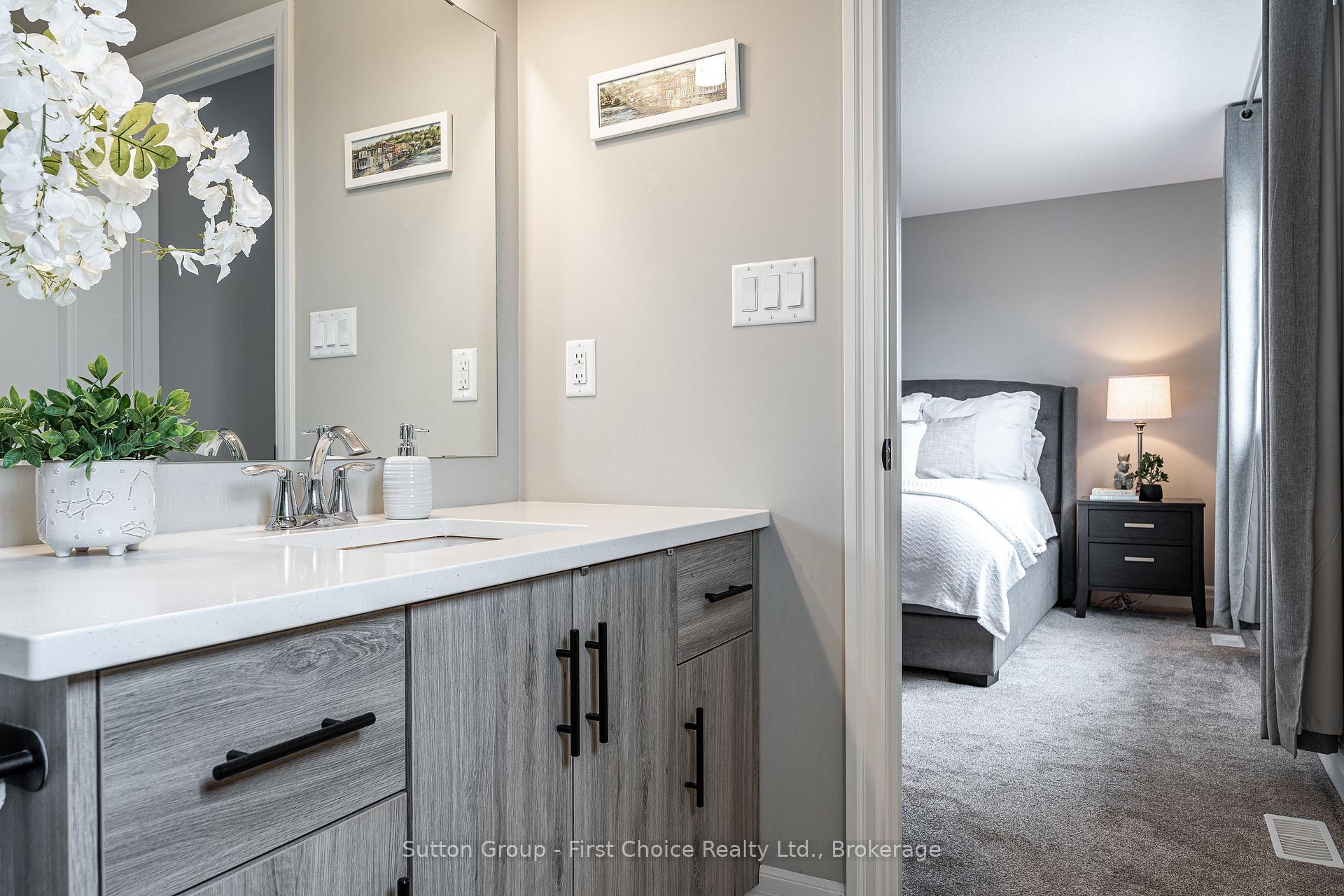 Photo 36 of 236 Bradshaw Drive, Stratford — HOMEH