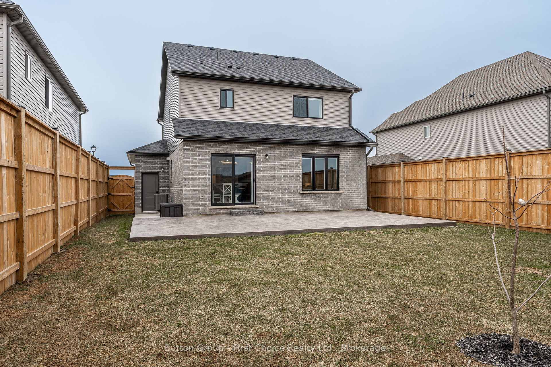 Photo 45 of 236 Bradshaw Drive, Stratford — HOMEH
