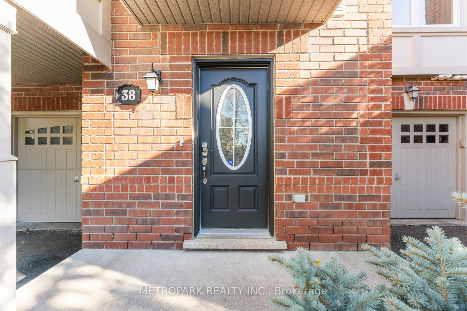Photo 3 of 38 Gleave Terrace, Milton, Harrison — HOMEH
