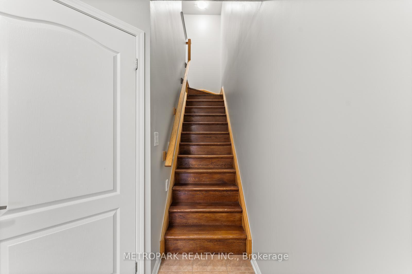 Photo 6 of 38 Gleave Terrace, Milton, Harrison — HOMEH