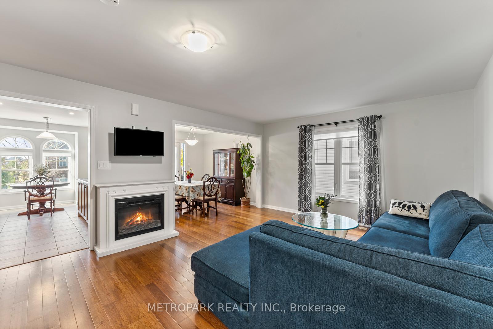 Photo 7 of 38 Gleave Terrace, Milton, Harrison — HOMEH