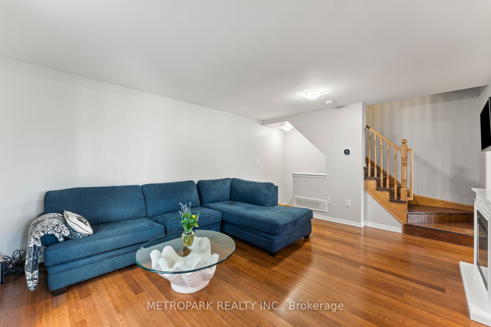 Photo 9 of 38 Gleave Terrace, Milton, Harrison — HOMEH
