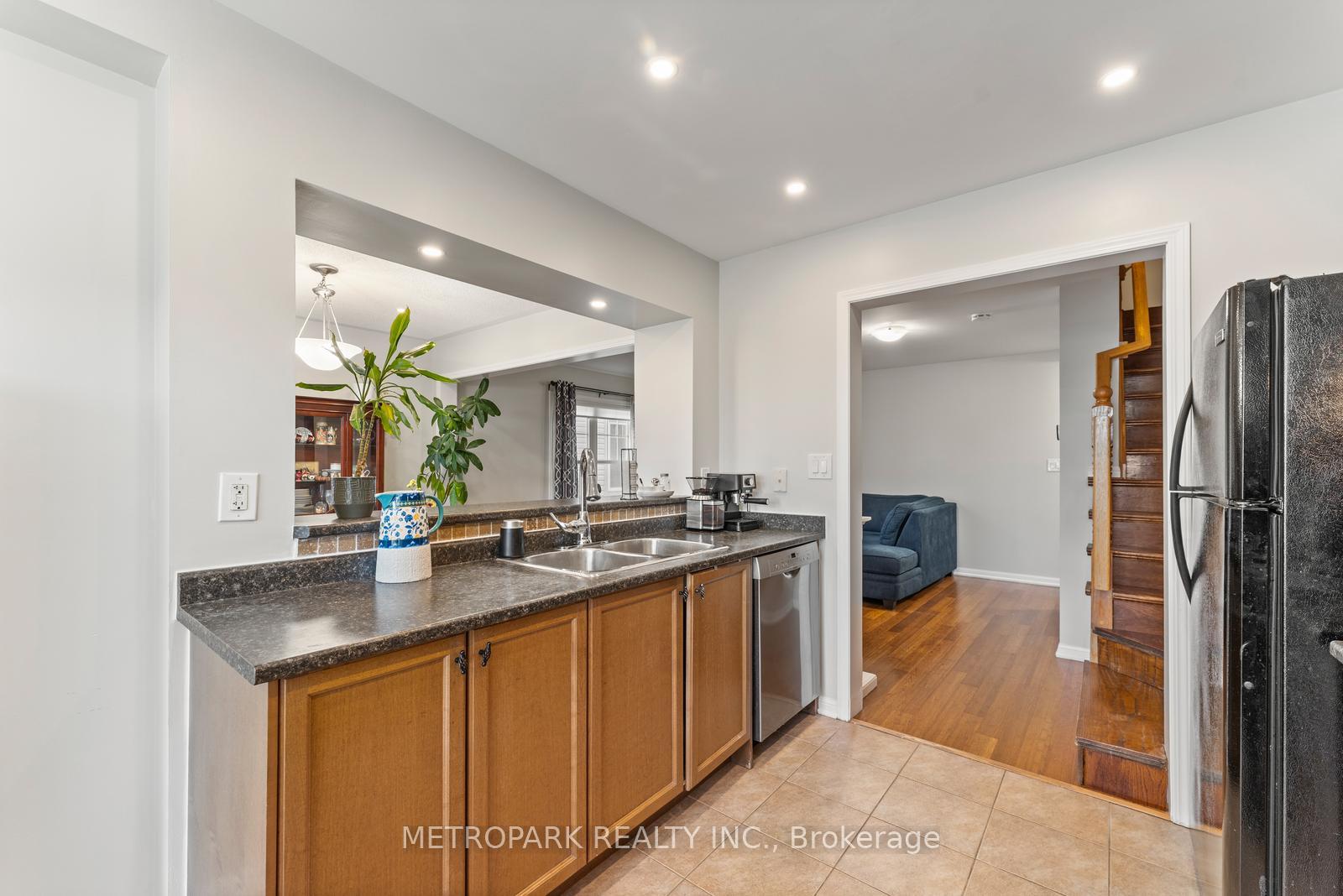 Photo 14 of 38 Gleave Terrace, Milton, Harrison — HOMEH