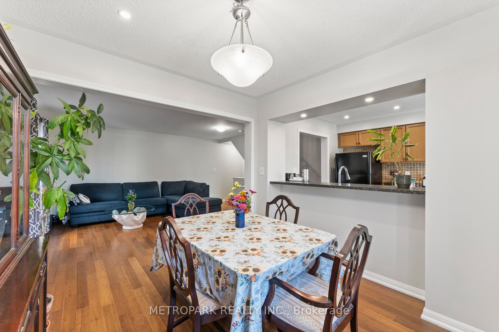 Photo 22 of 38 Gleave Terrace, Milton, Harrison — HOMEH