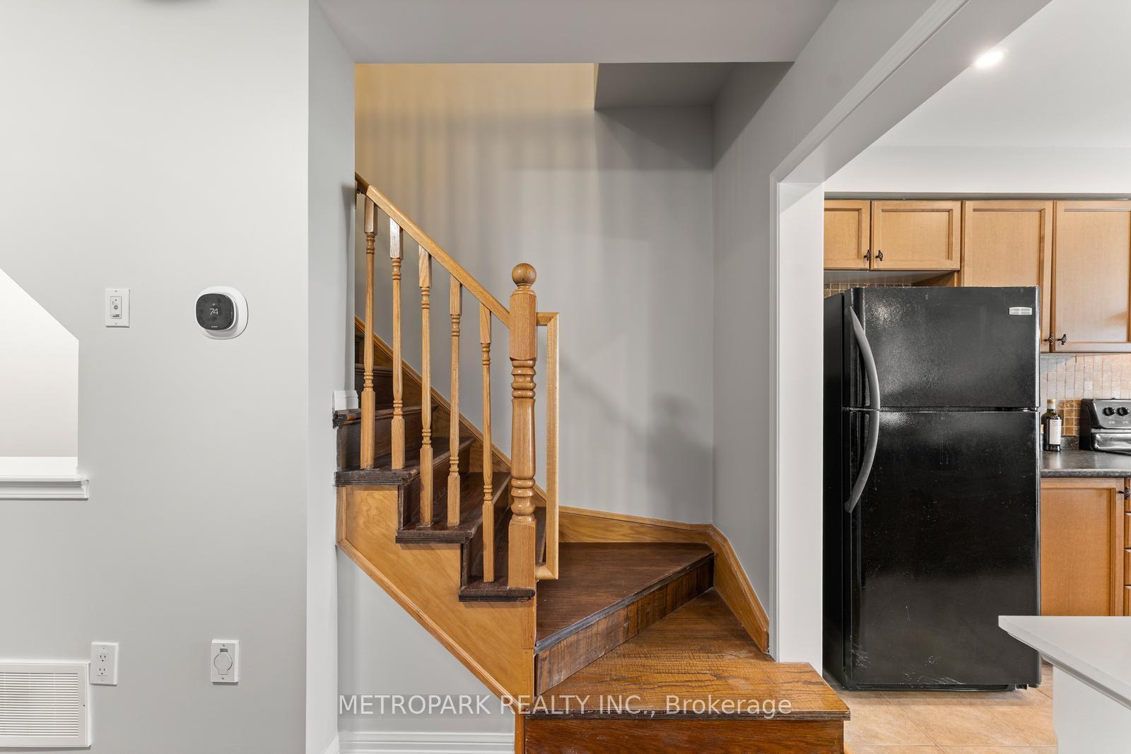 Photo 24 of 38 Gleave Terrace, Milton, Harrison — HOMEH