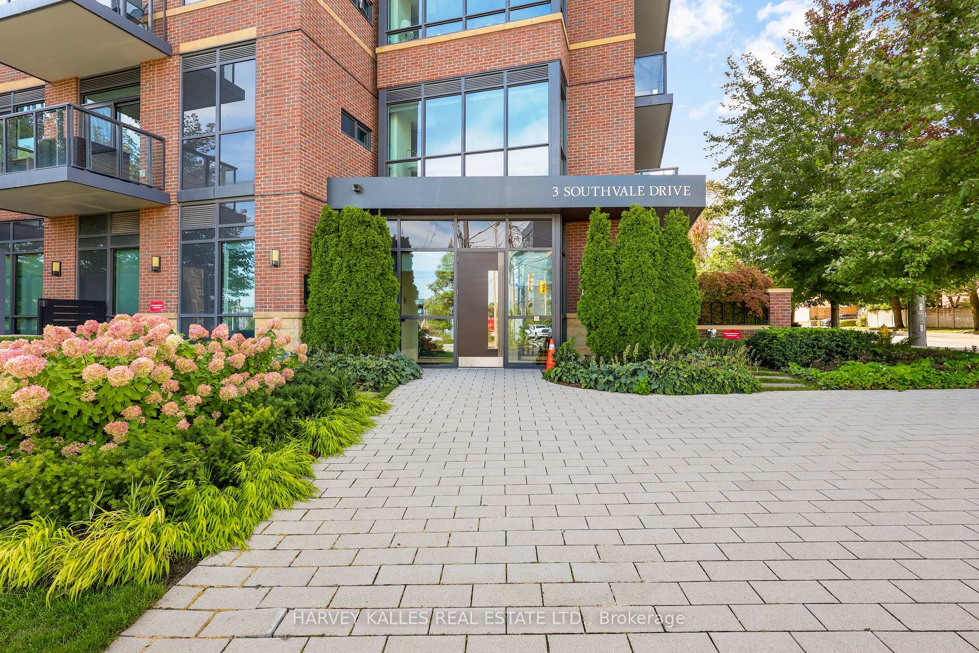 Photo of Unit 401, 3 Southvale Drive