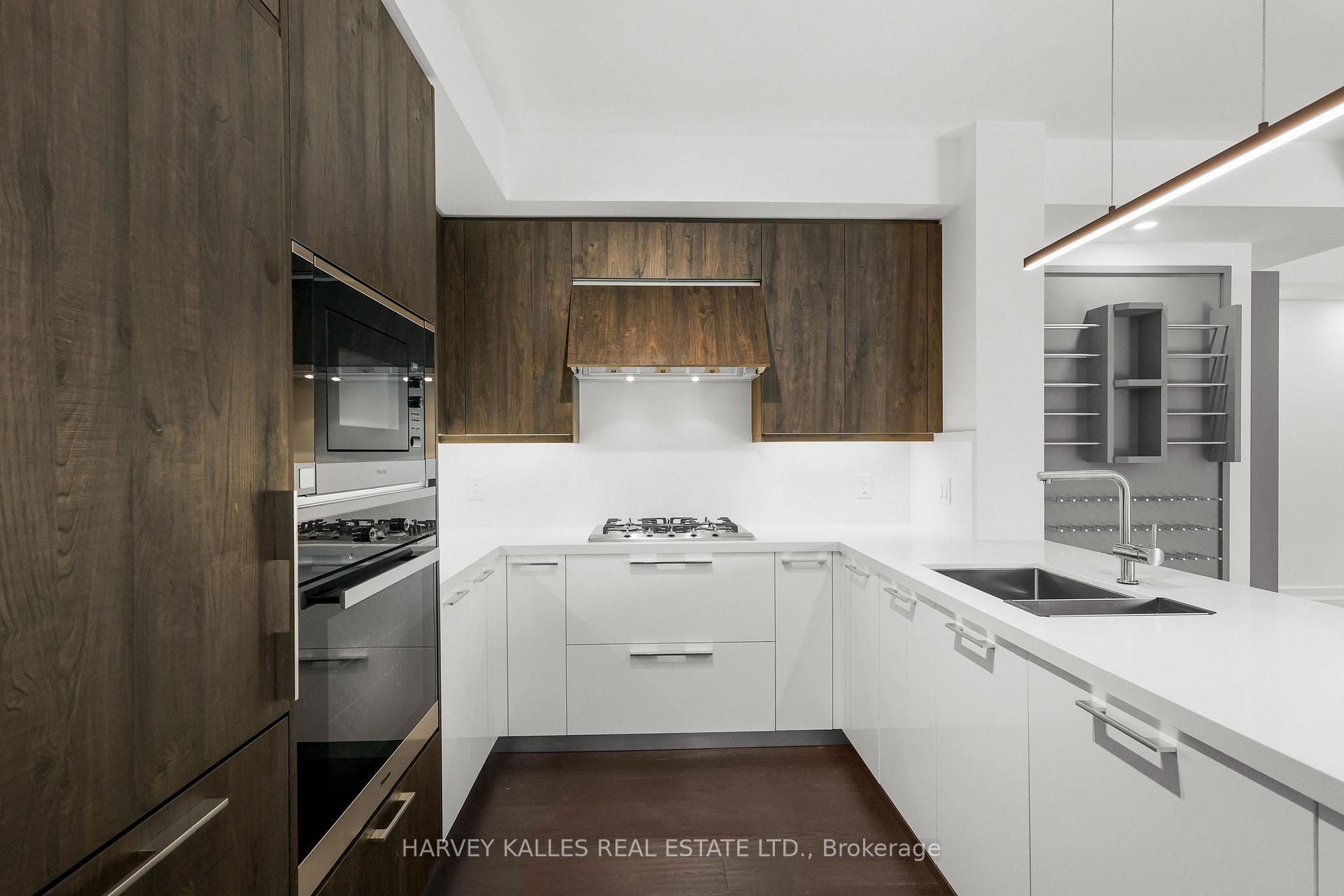 Photo 15 of Unit 401, 3 Southvale Drive, Toronto, Leaside — HOMEH