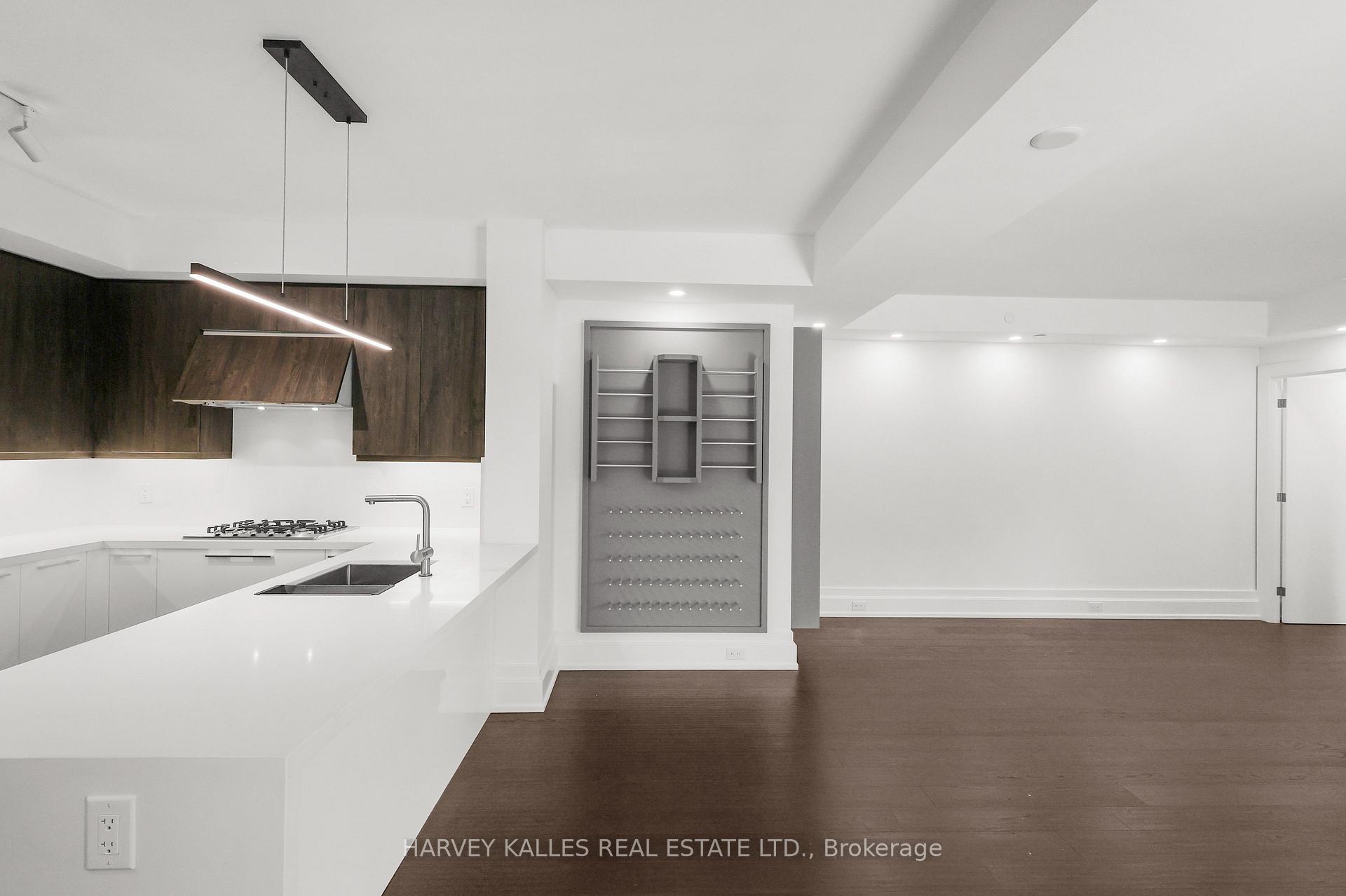 Photo 19 of Unit 401, 3 Southvale Drive, Toronto, Leaside — HOMEH
